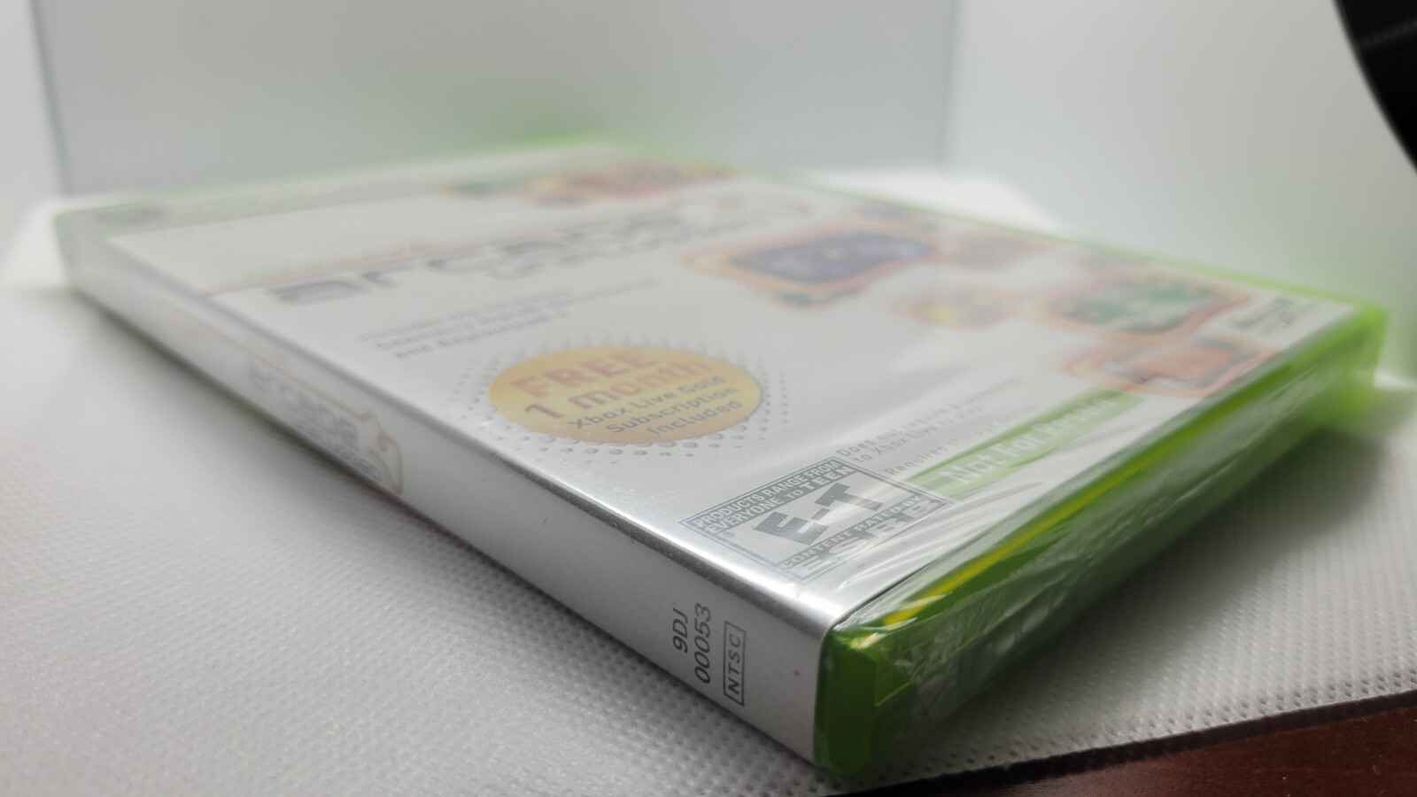 Live Arcade Volume 1 for XBOX 360 – Includes 1 Month XBOX Live Gold subscription