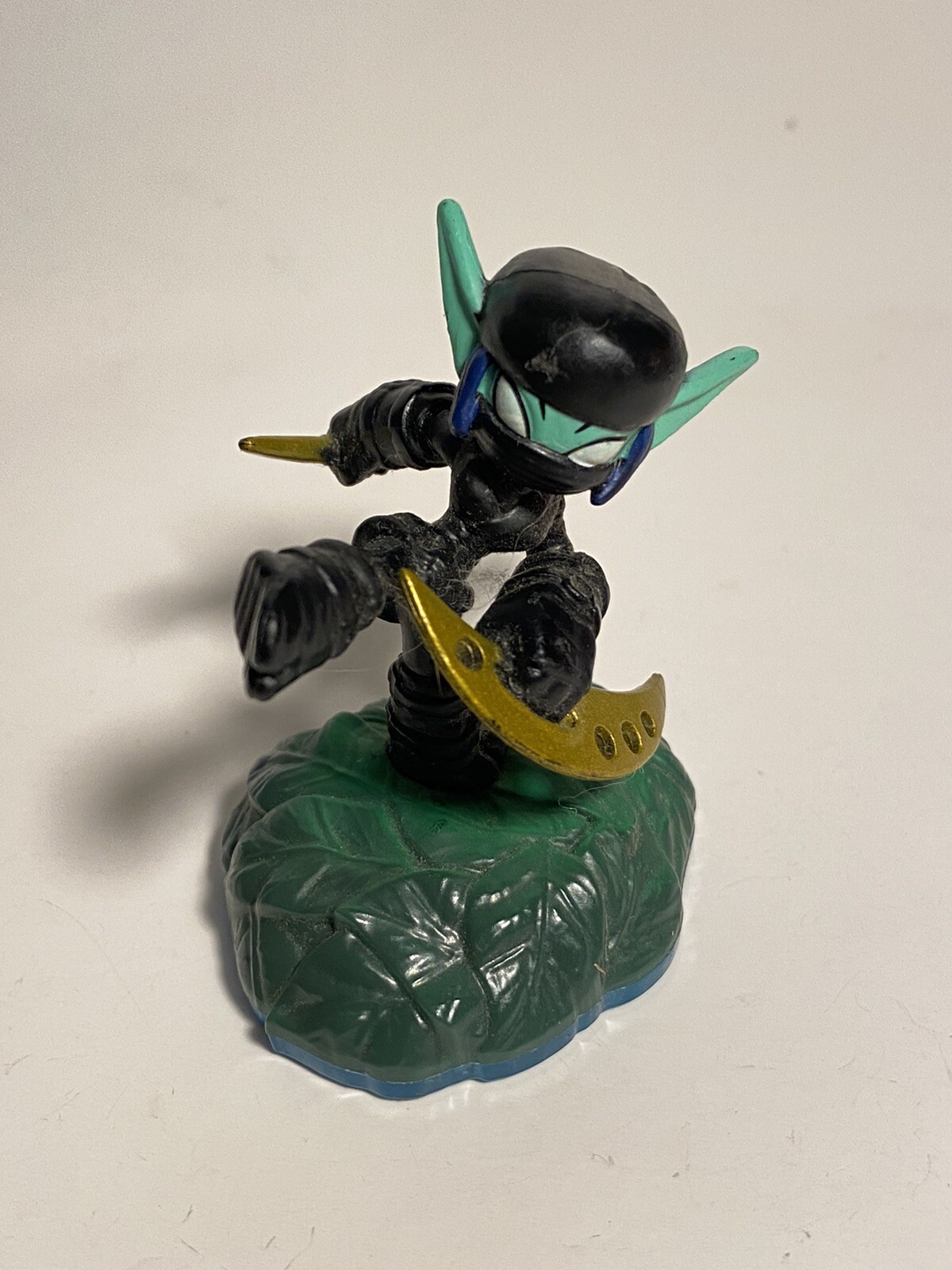 2013 Skylanders ninja Stealth Elf Figure by activision blue base multi platform