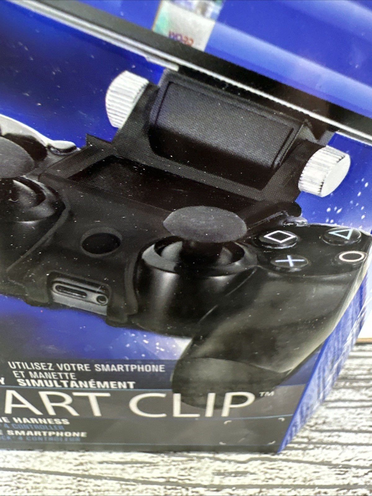 Nyko Smart Clip – Playstation Dualshock 4 Controller Clip On Mount adjustable
