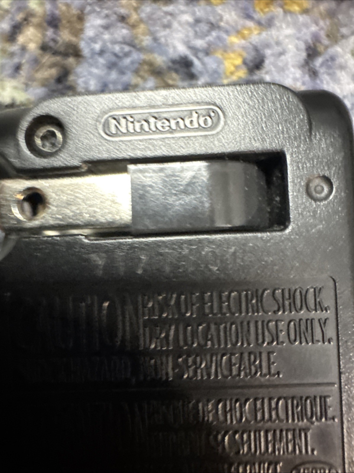 Nintendo DS Handheld System Silver with original wrist strap, stylus and charger
