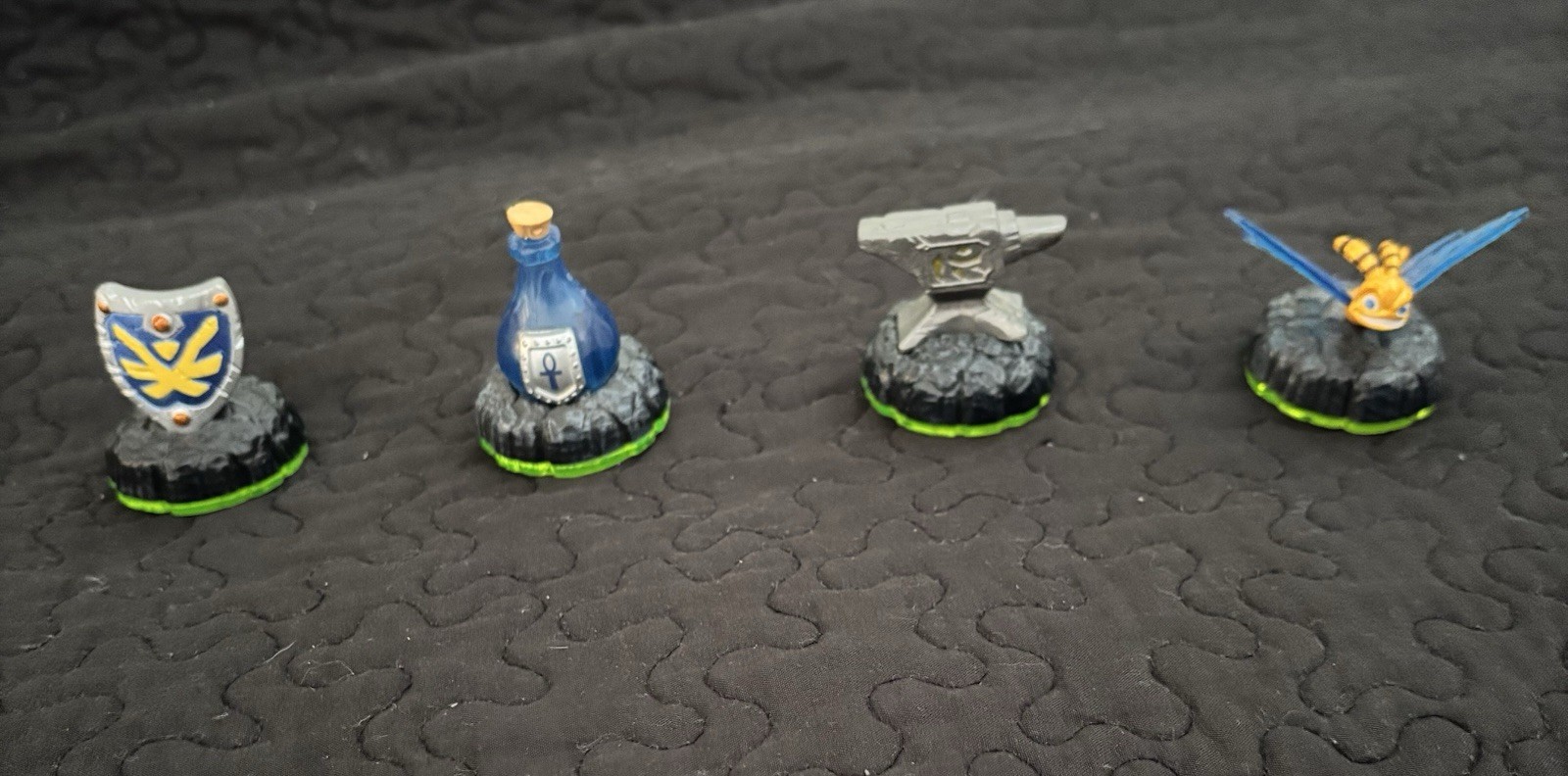 SKYLANDERS SPYRO’S ADVENTURE CHARACTERS AND GAME!!! (sold individually)