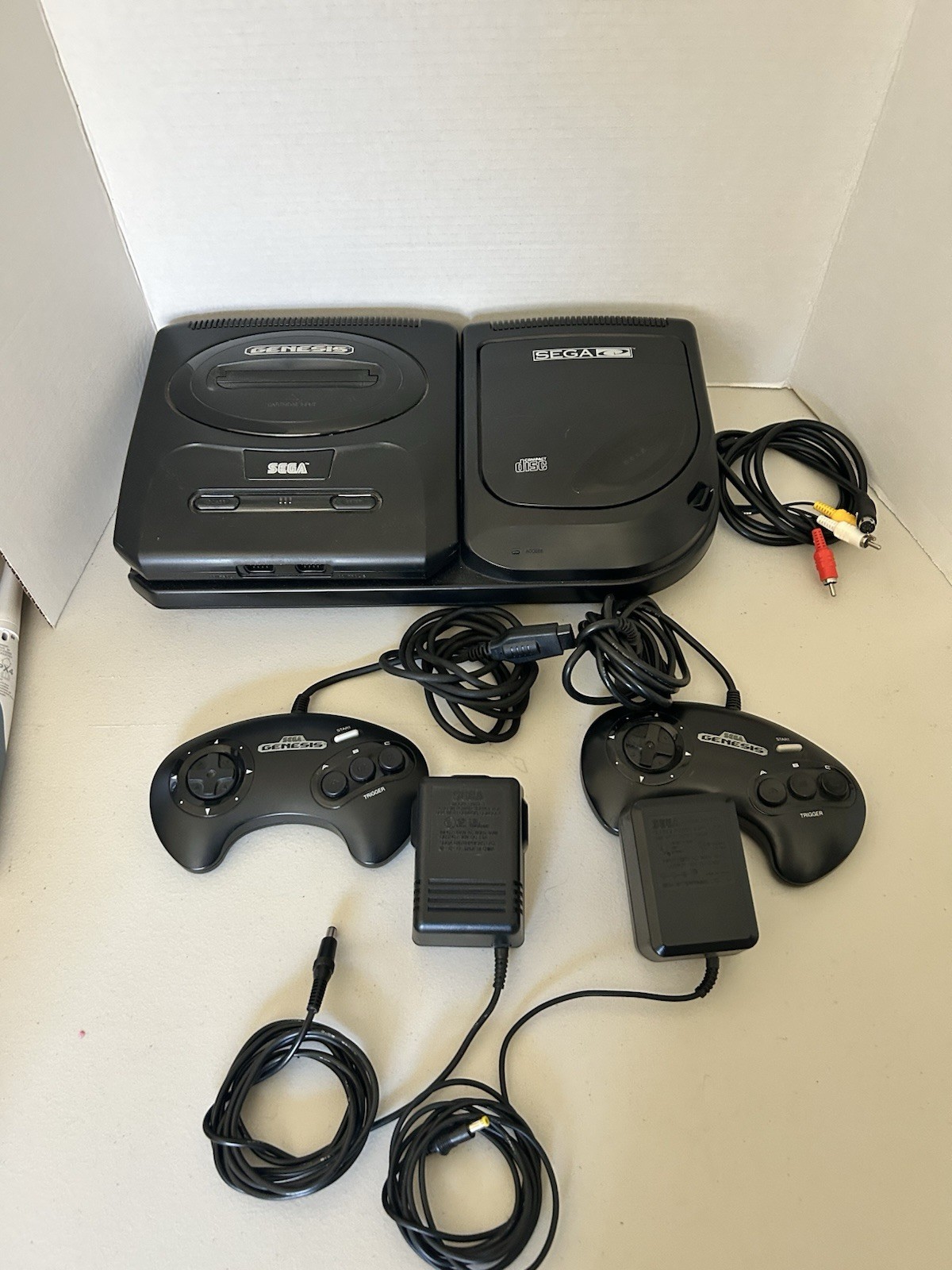 Sega CD Model 2 Console Working w/ 2 Controllers & All Cables Tested Bundle