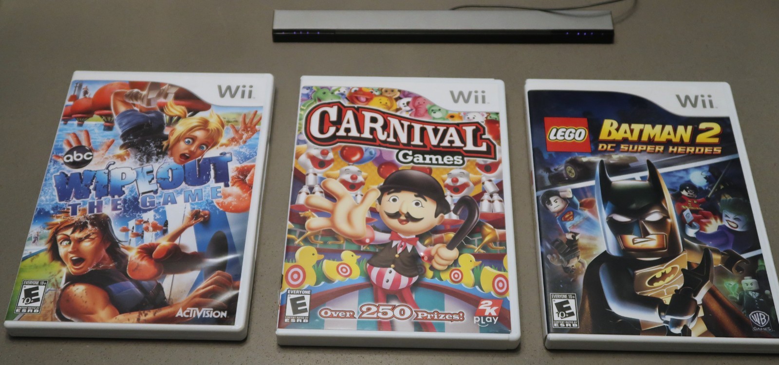 Nintendo Wii Console Wii Retro Game System w/ Original Box Lego Batman Carnival