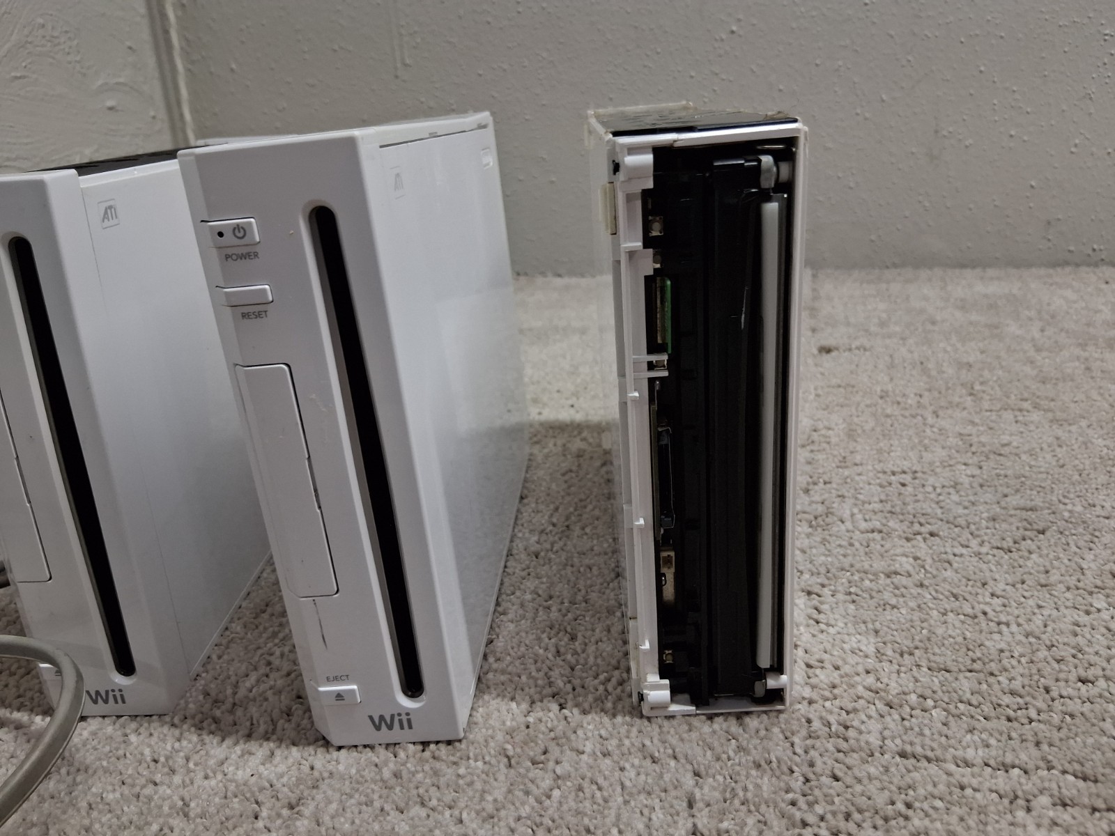 3 Nintendo Wii Console All Power On Not Tested No Cords Or Controllers RVL-001