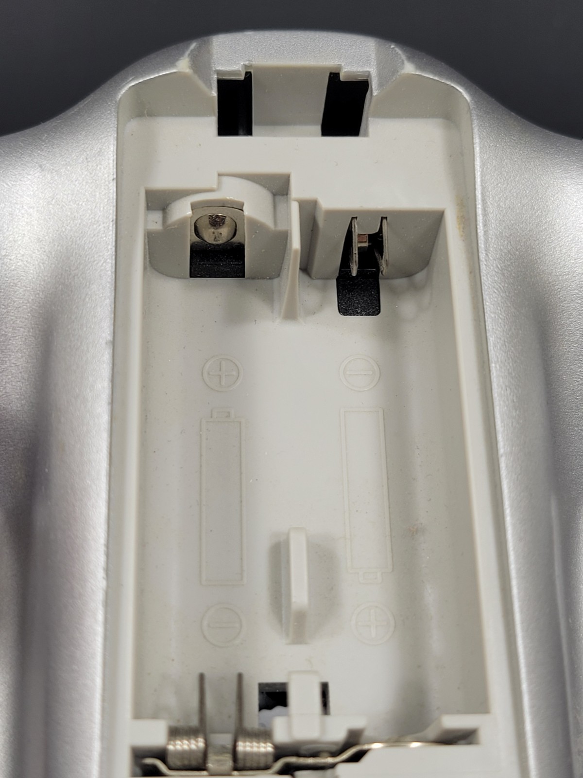 Nintendo Gamecube DOL-004 Wavebird Controller Platinum No Reciever For Parts