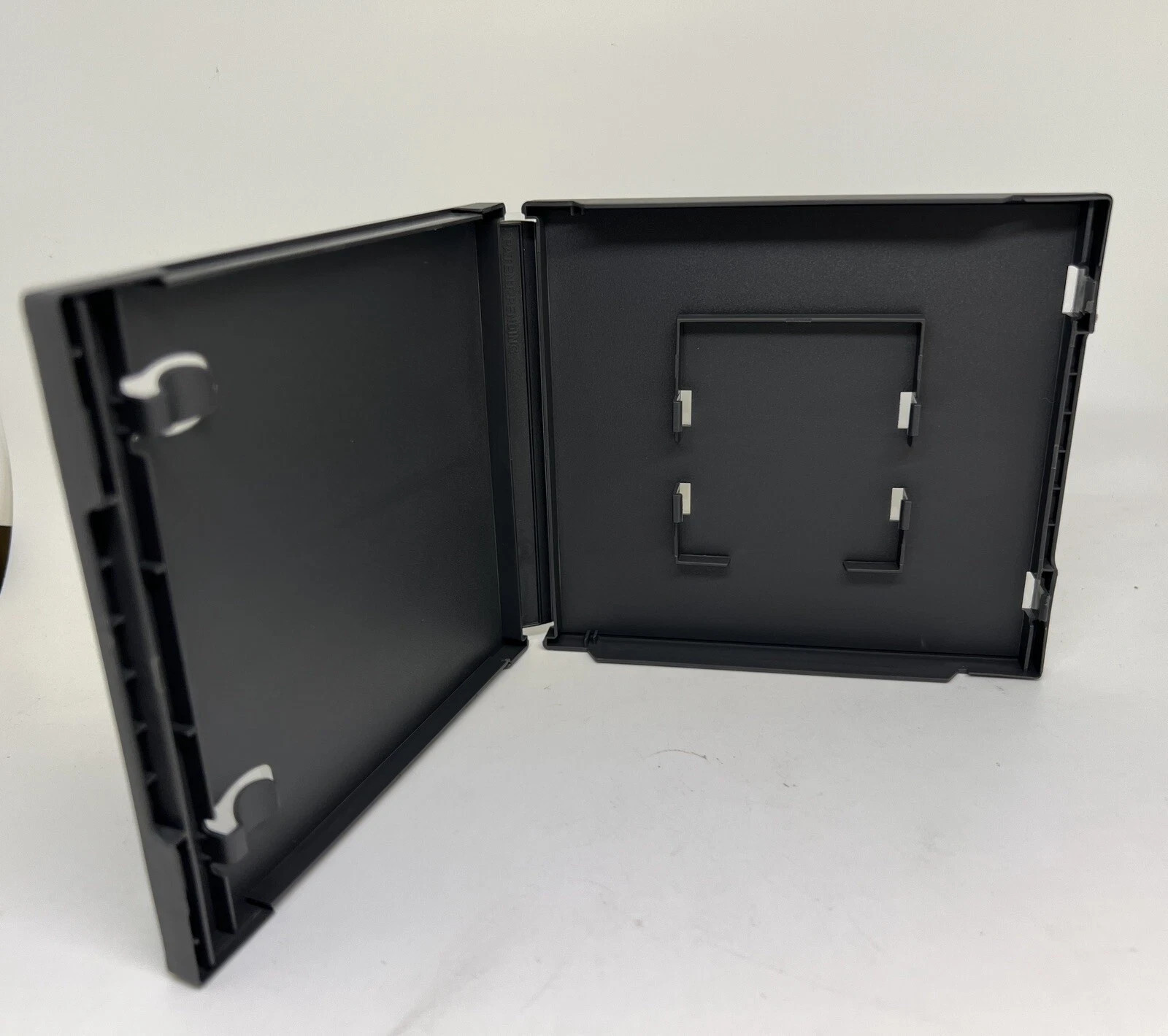 New Nintendo Replacement Gameboy Case, Sleeve & Clip, Dark Gray, GB2024 (T57)