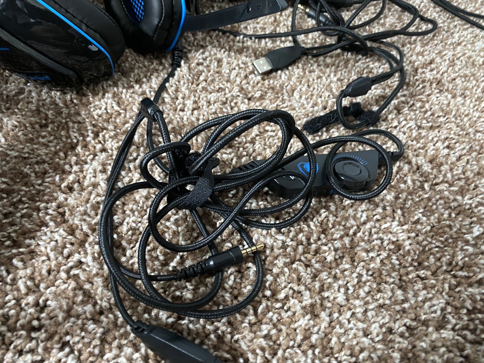 Beexcellent GM-3 Gaming Headset with Surround Sound & Noise-Isolation Microphone