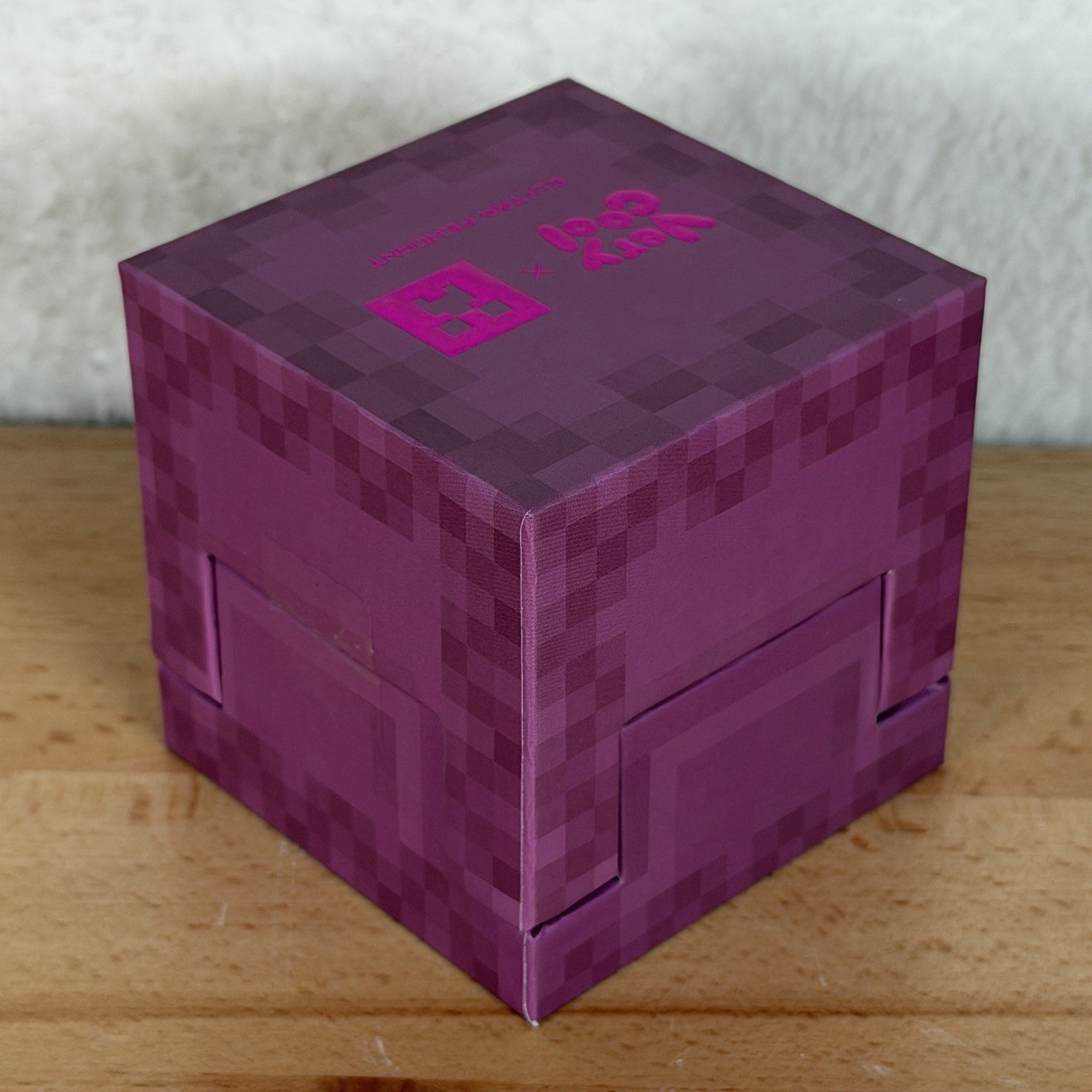 Very Cool Shirtz x Minecraft – Elytra Pendant Necklace *LIMITED EDITION NEW*