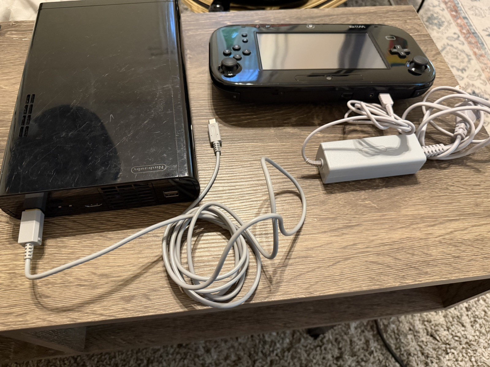 Nintendo Wii U Black 32GB Console / GamePad / Cables (Tested!) – READ