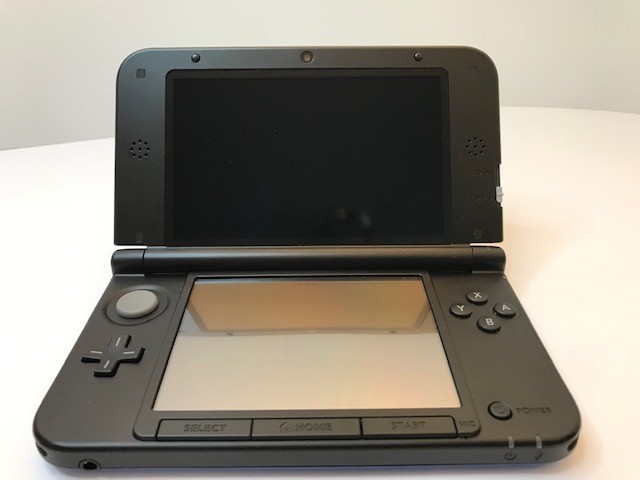 Nintendo 3DS XL Blue/Black Tested New Battery 32GB SD Card Charger Stylus