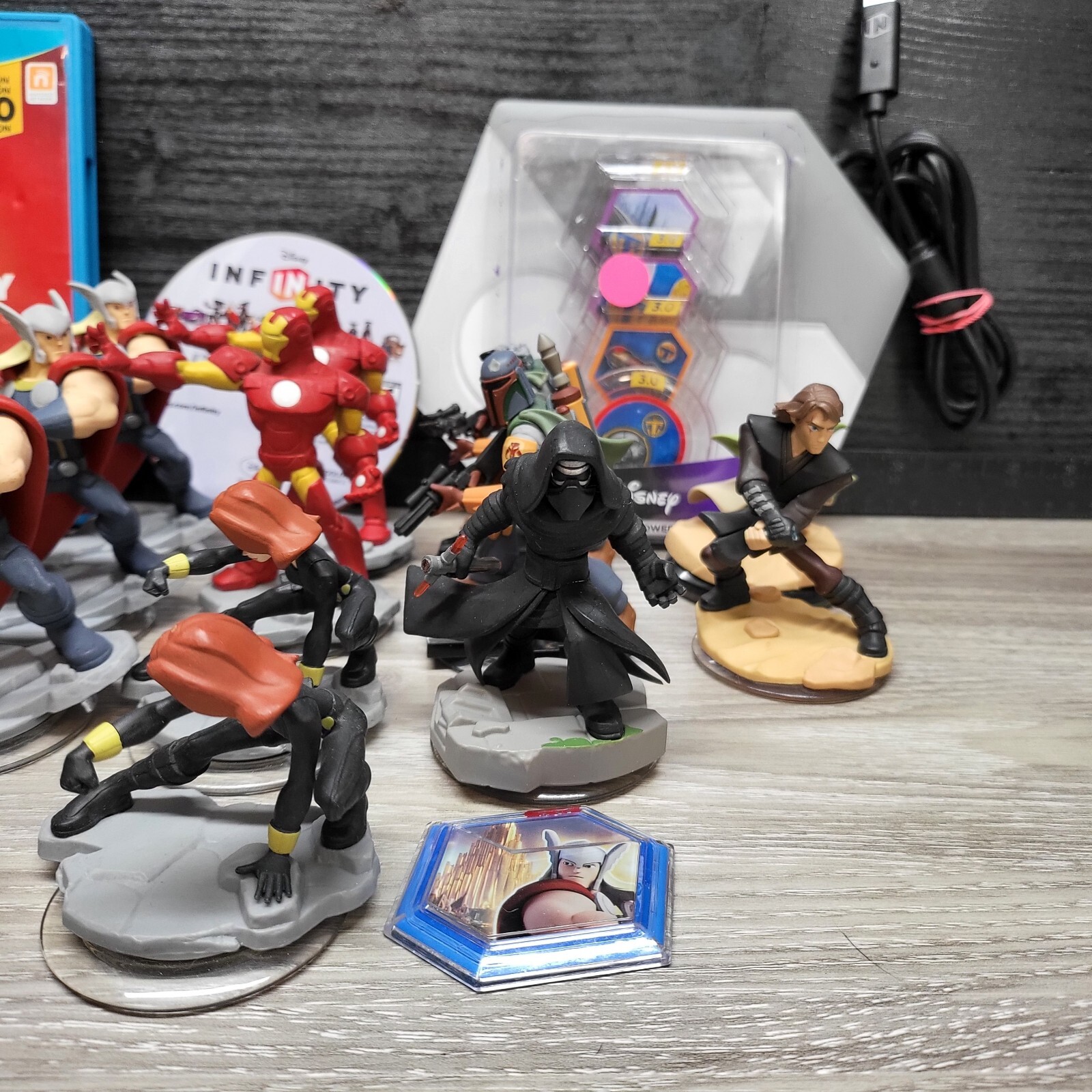 Disney Infinity 1.0 2.0 3.0 Duplicate and imperfect Bundle Great Deal Wii Wii U