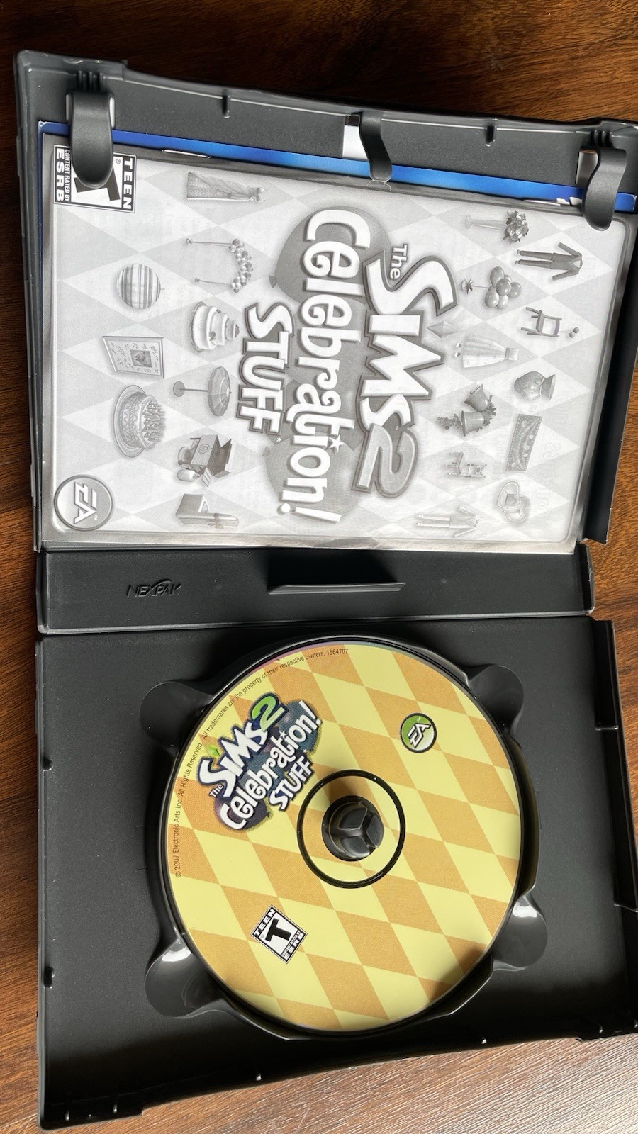 The Sims 2: Celebration! Stuff PC EA NTSC-U/C T Rated Simulation Sims Series
