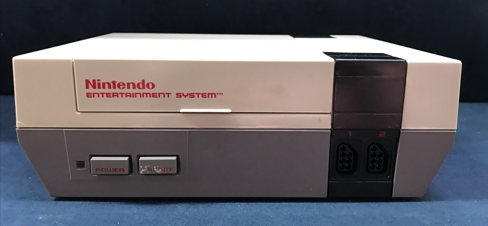 Nintendo NES-001 Classic Edition — Mini Console + 1 Controller