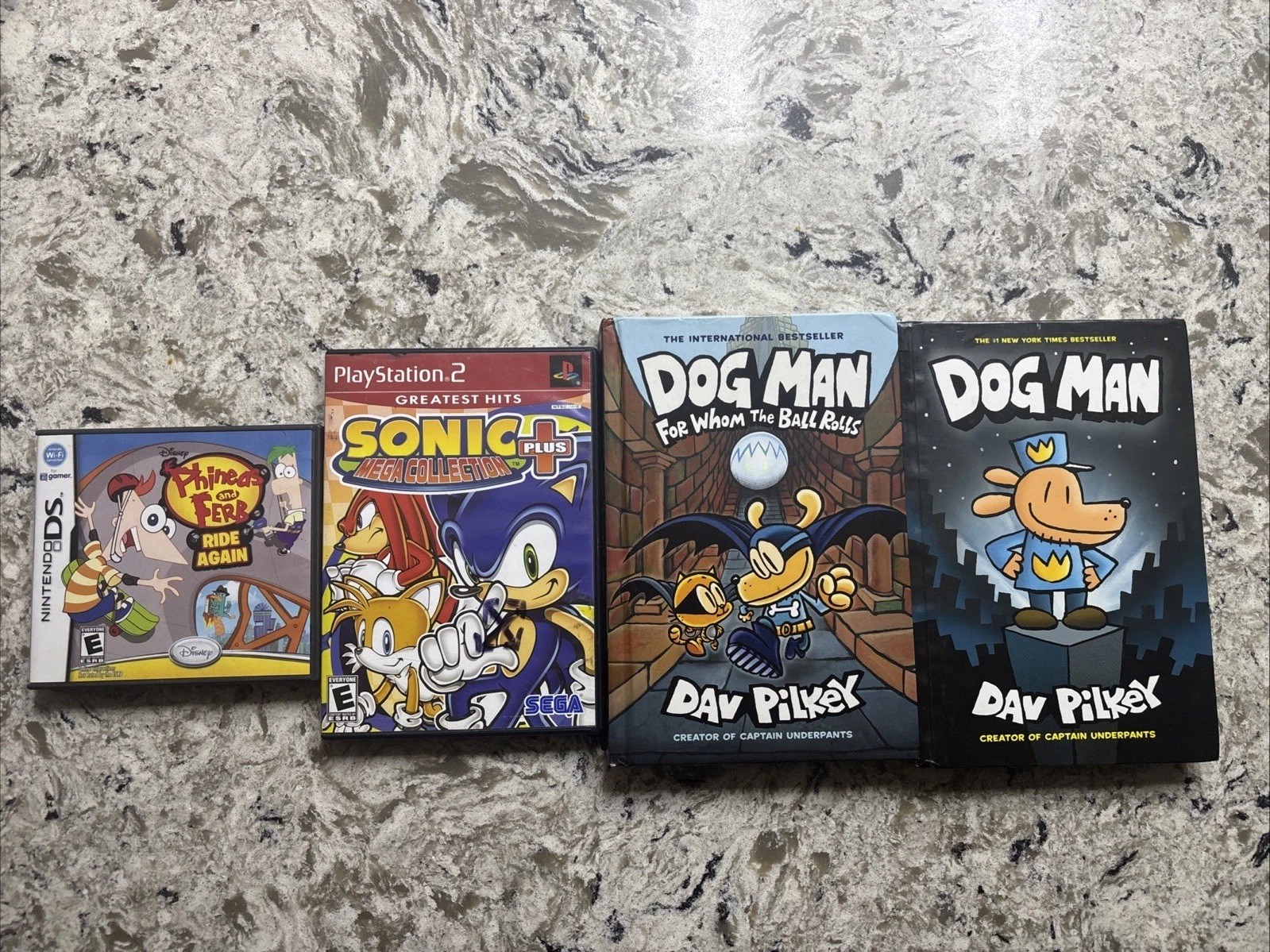 Nintendo/DS/Game Lot + Sonic + Books + Accessories Bundle