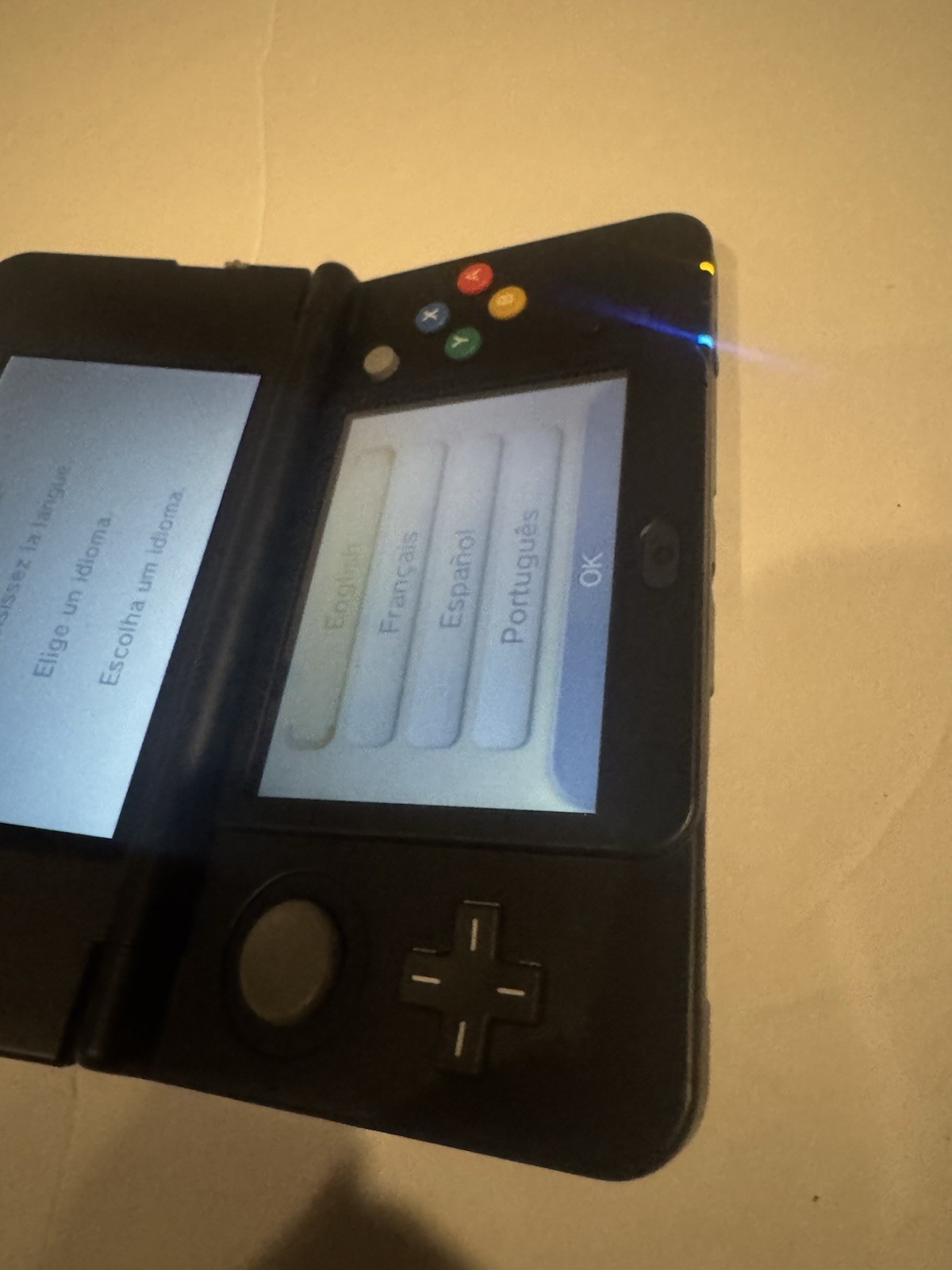 Nintendo 3DS – Original Super Mario Edition (Black Friday) w/charger