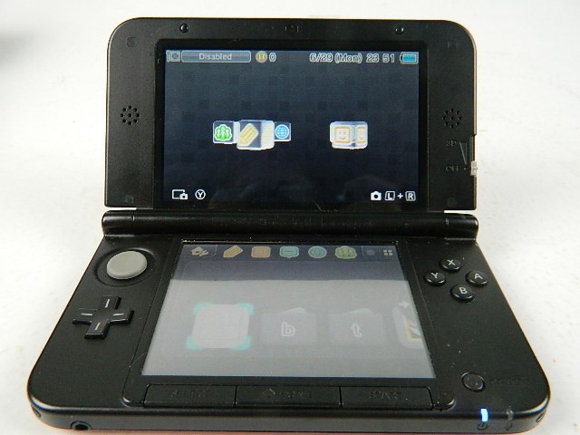 Nintendo 3DS XL Handheld Console System RED-001 w/Charger, 4GB Mem. Card, Case