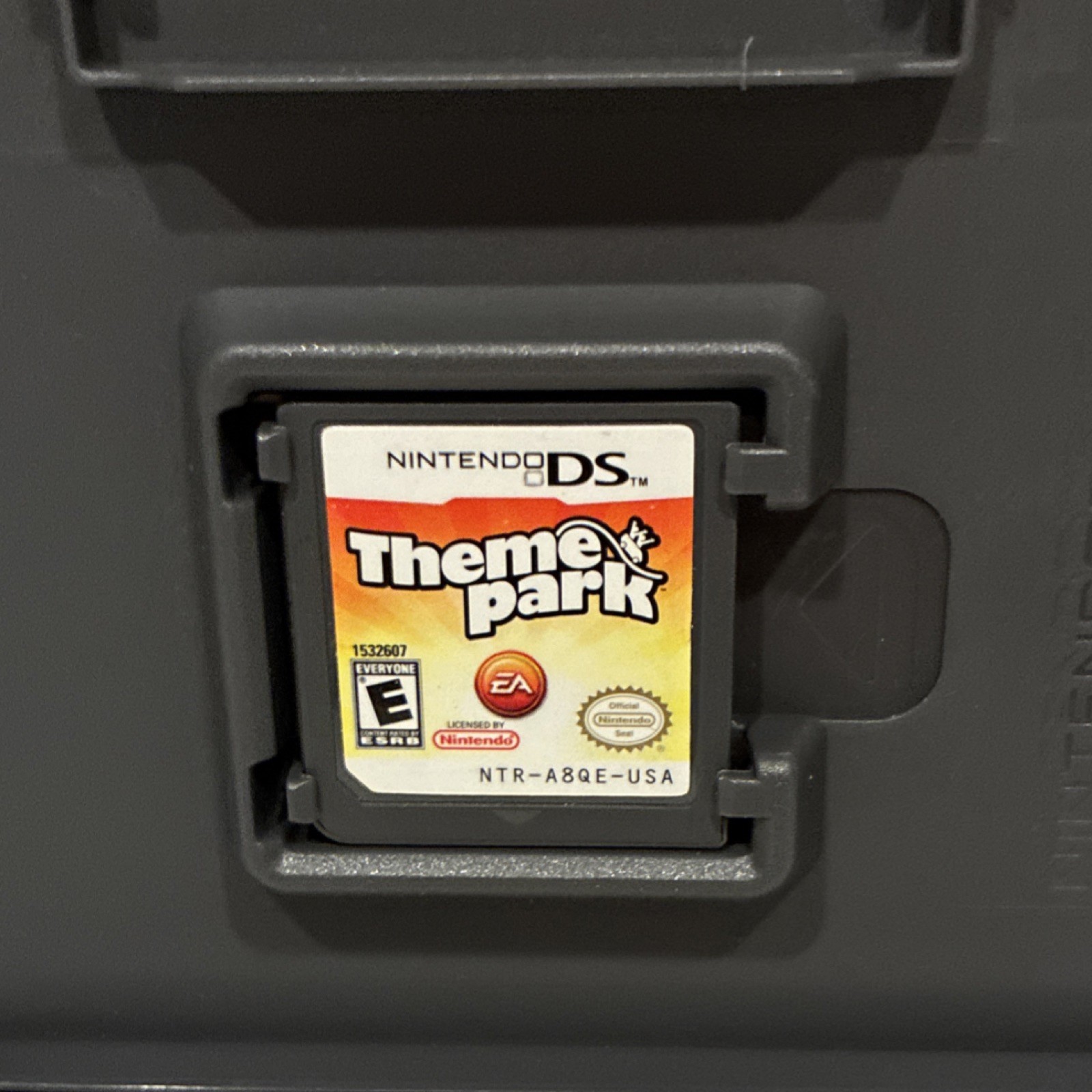 Nintendo *DS* Theme Park EA Manual Included w/ Case E NTSC-U/C 2007