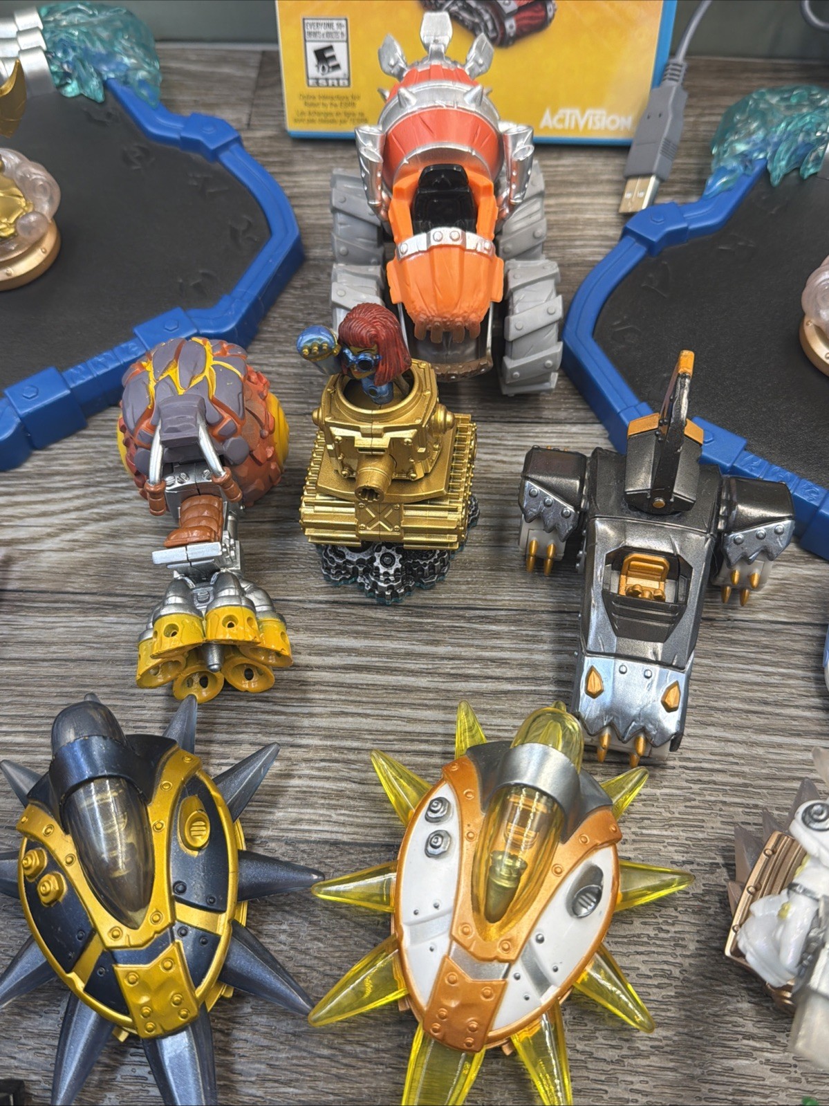Huge Skylanders Lot! 16 Figures, 2 Portals, Superchargers Wii U Game-ACTIVISION