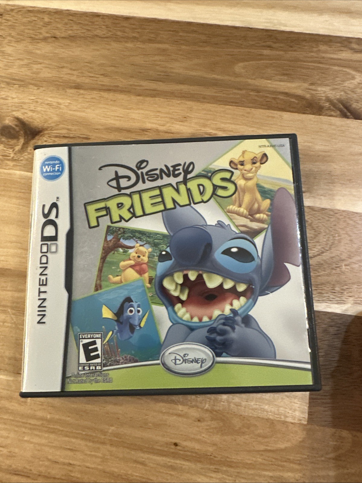 Nintendo DS – Disney Friends – Complete in Box w/ Manual Stitch Winnie The Pooh