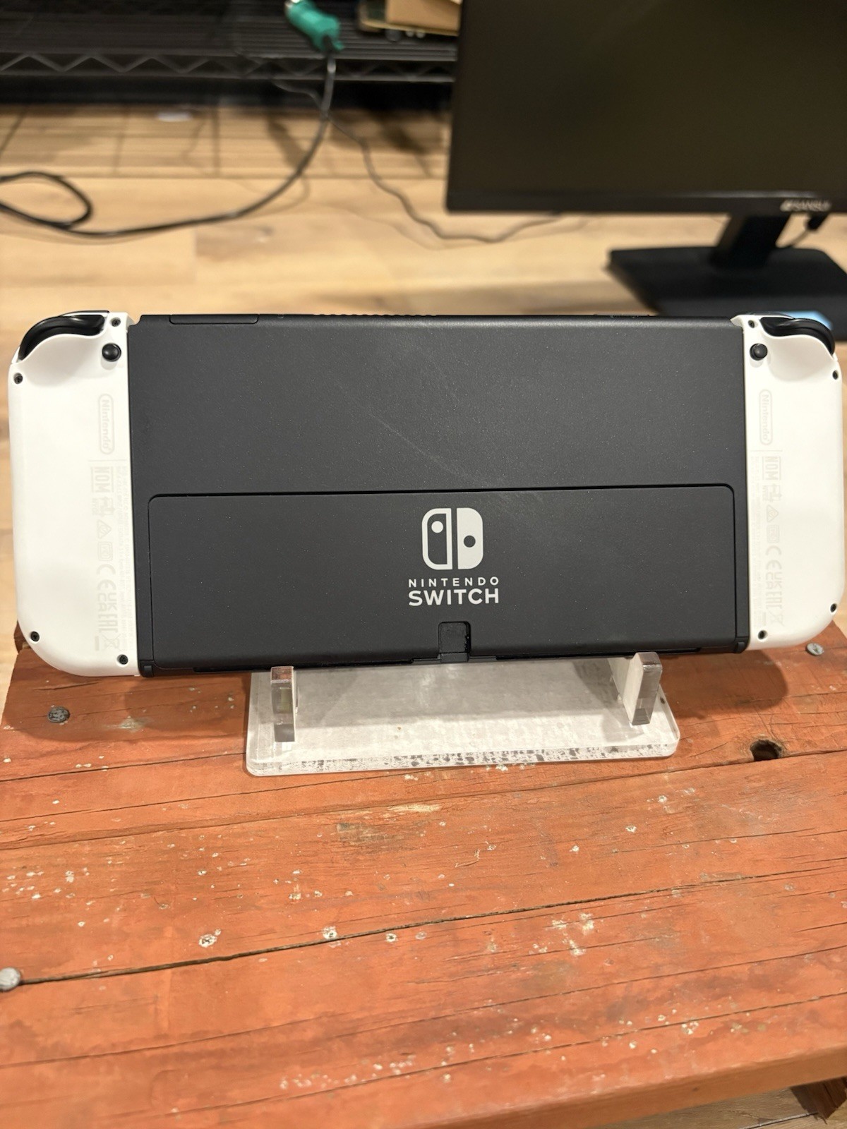Nintendo Switch OLED Model 64GB White Joy-Con Dock Grip Cables Controller Wi-Fi