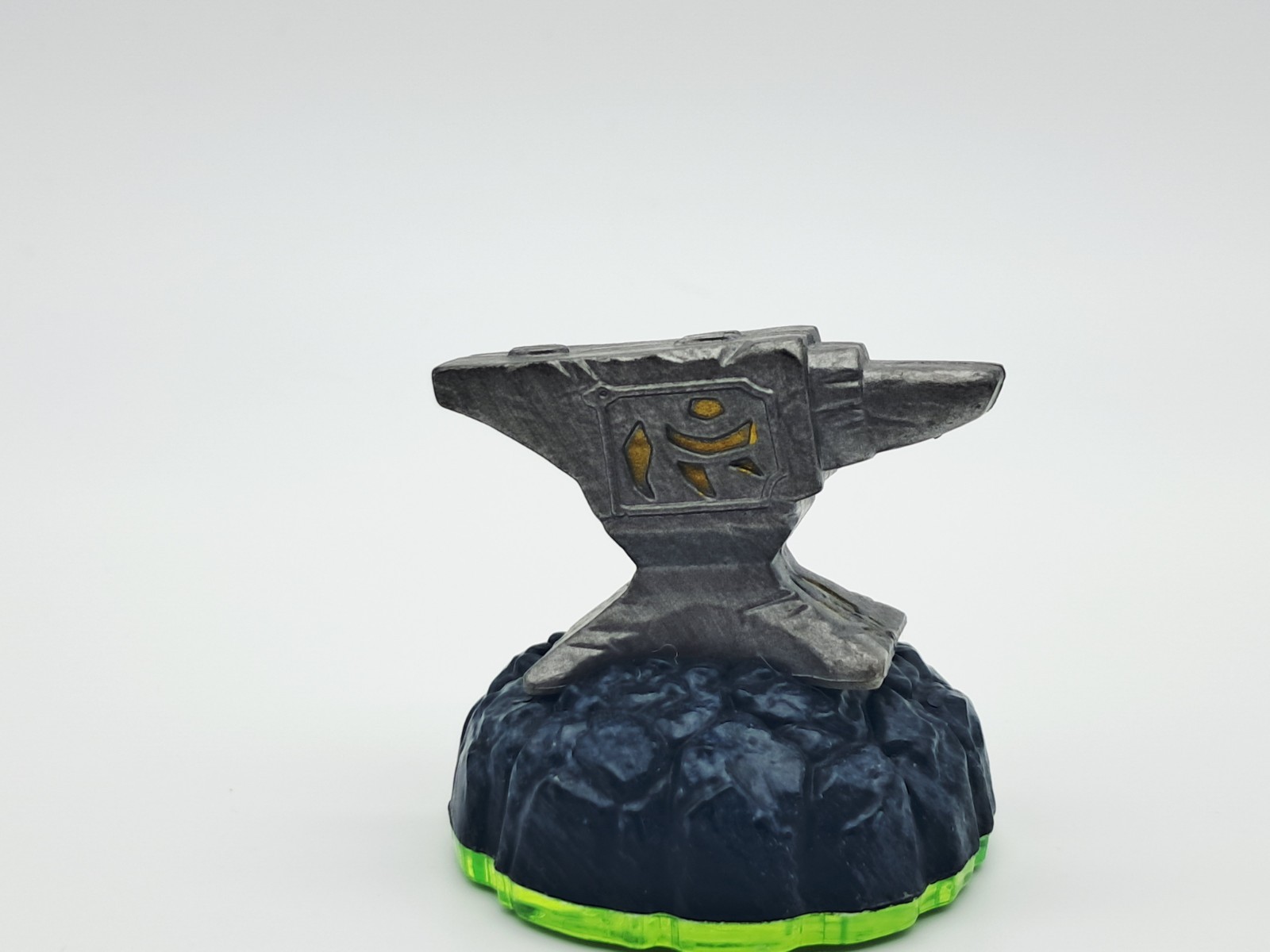 Skylanders Spyro’s Adventure Anvil Rain & Character Card Activision Toy Figure