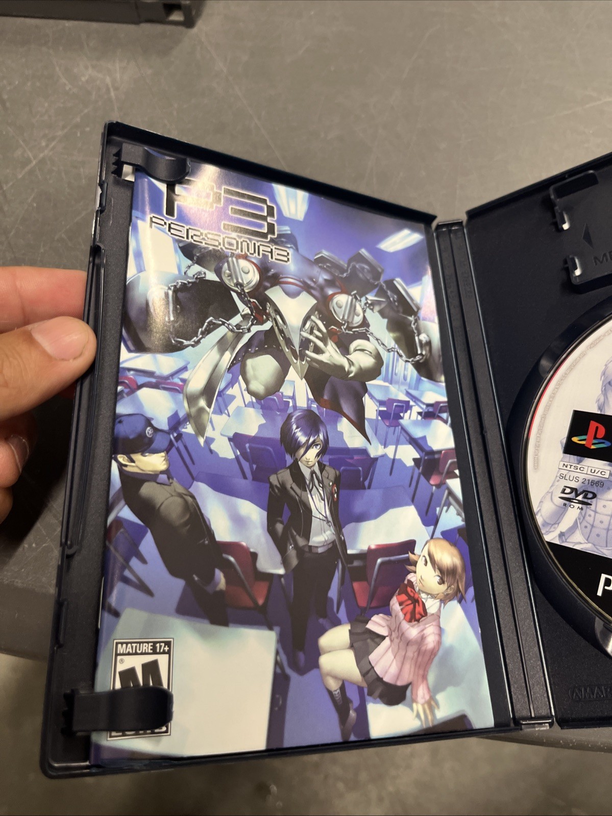 Shin Megami Tensei: Persona 3 (Sony PlayStation 2, 2007) Complete W/ Manual PS2