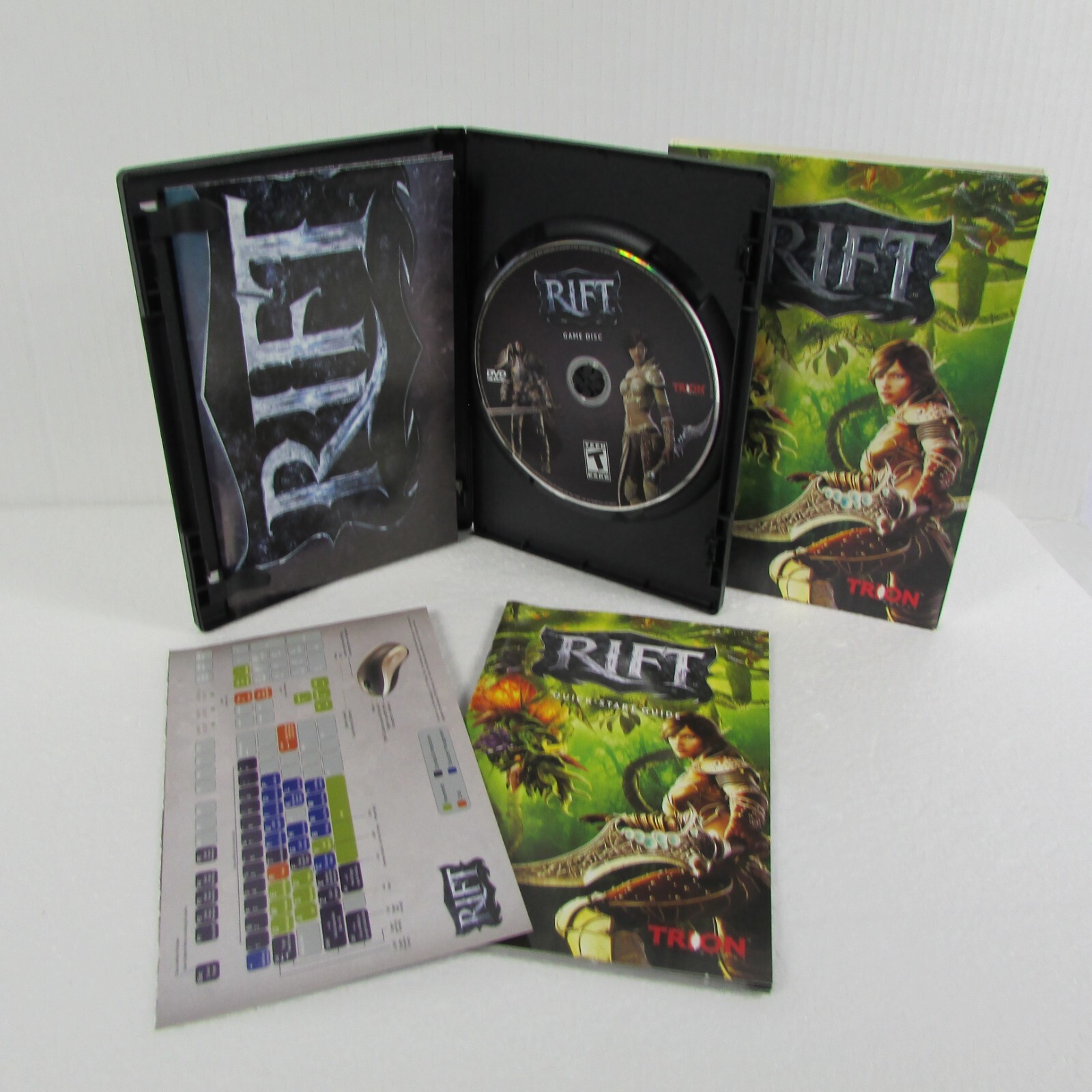 Rift (PC Games DVD-ROM, 2011) With Manual