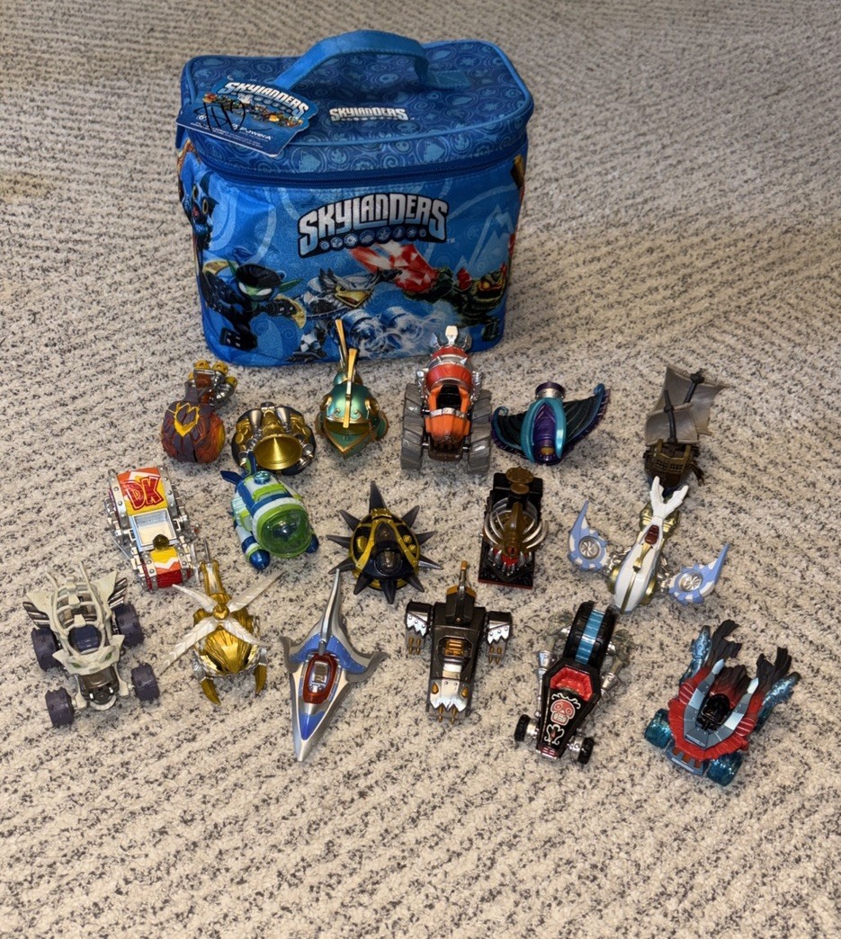 Lot of 17 Skylanders Superchargers Vehicle with tote bag NWT