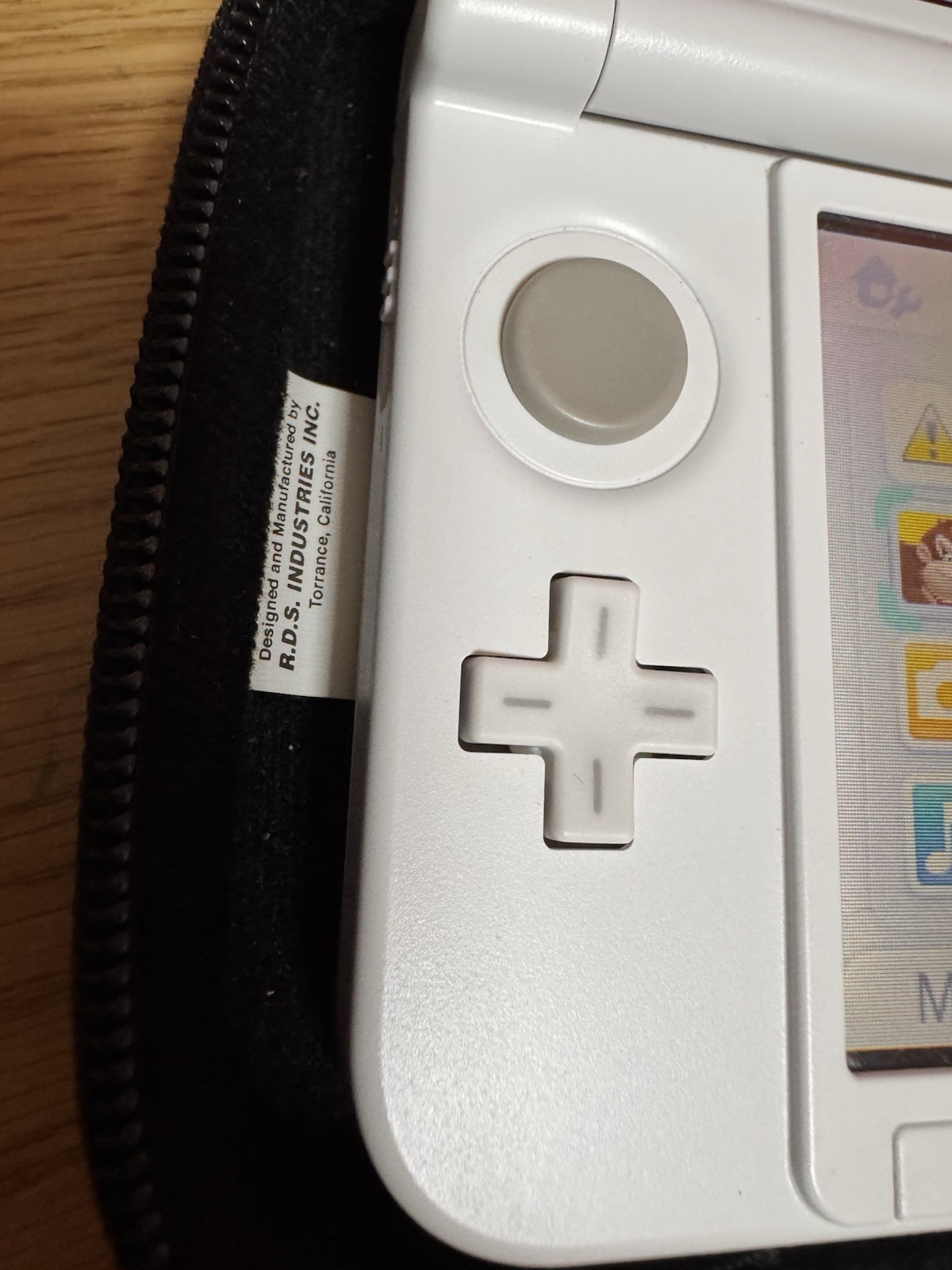 Nintendo 3DS XL White Animal Crossing Limited Edition – Great Condition
