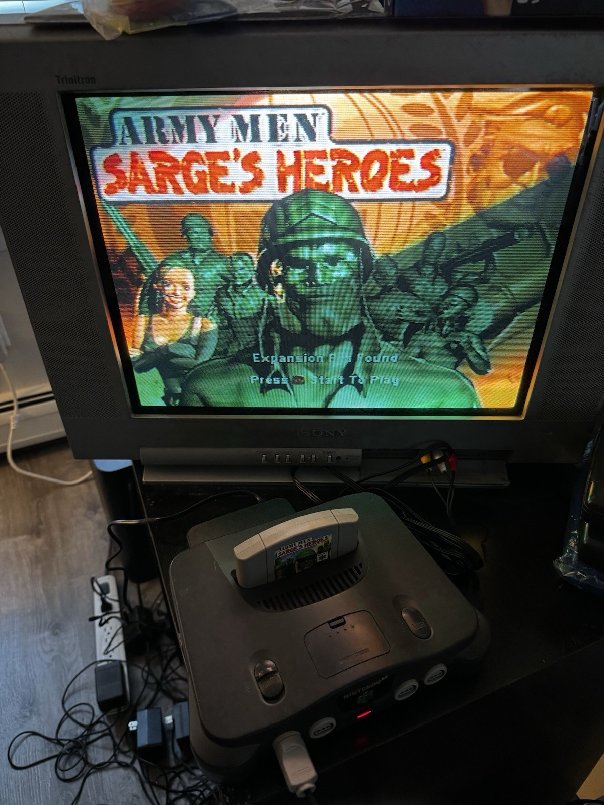 Nintendo 64 N64 Console W/ Expansion Pak Controller Games Army Men Works Great!