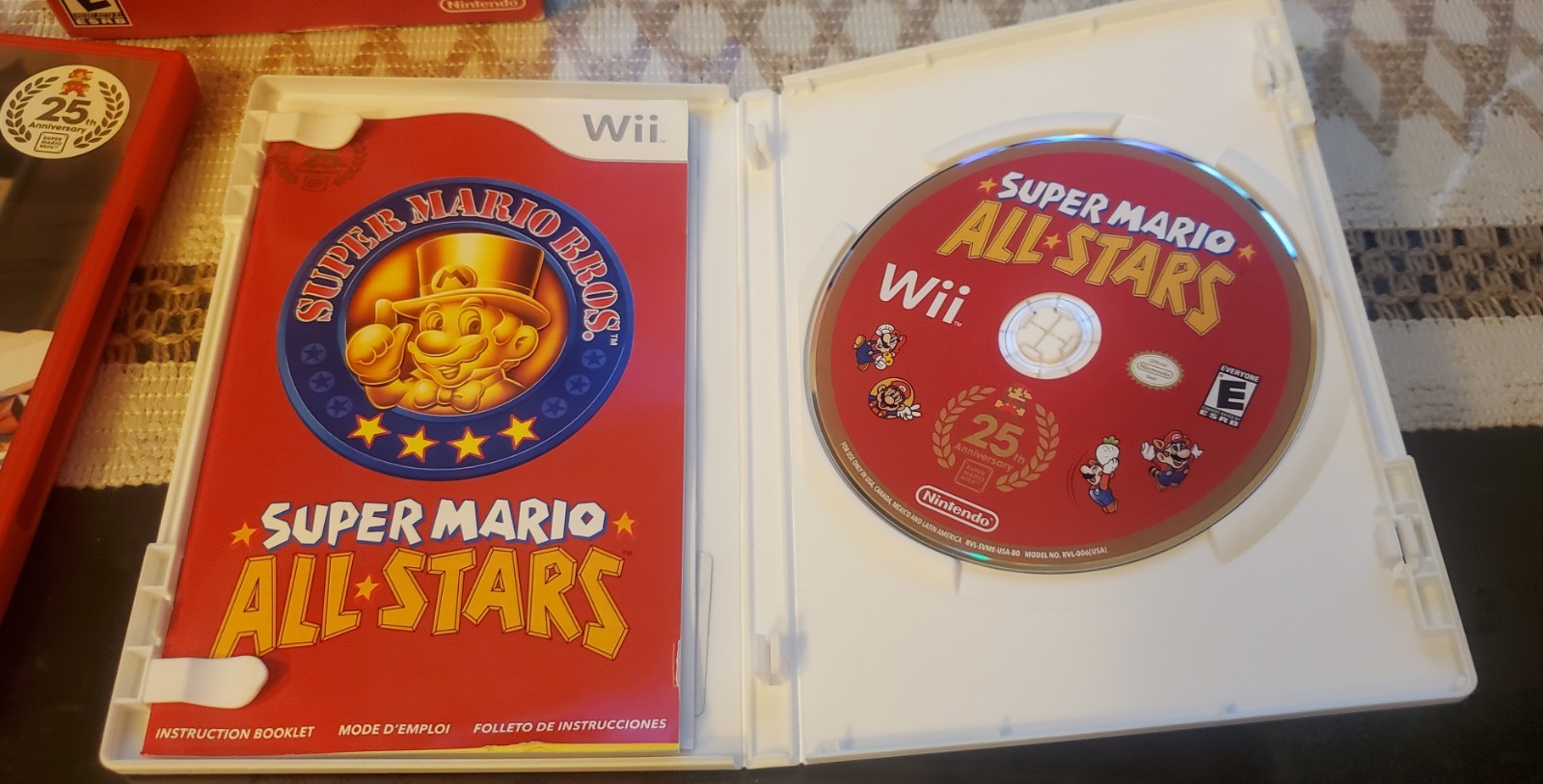 Super Mario All Stars 25th Anniversary Limited Edition for Wii w box protector