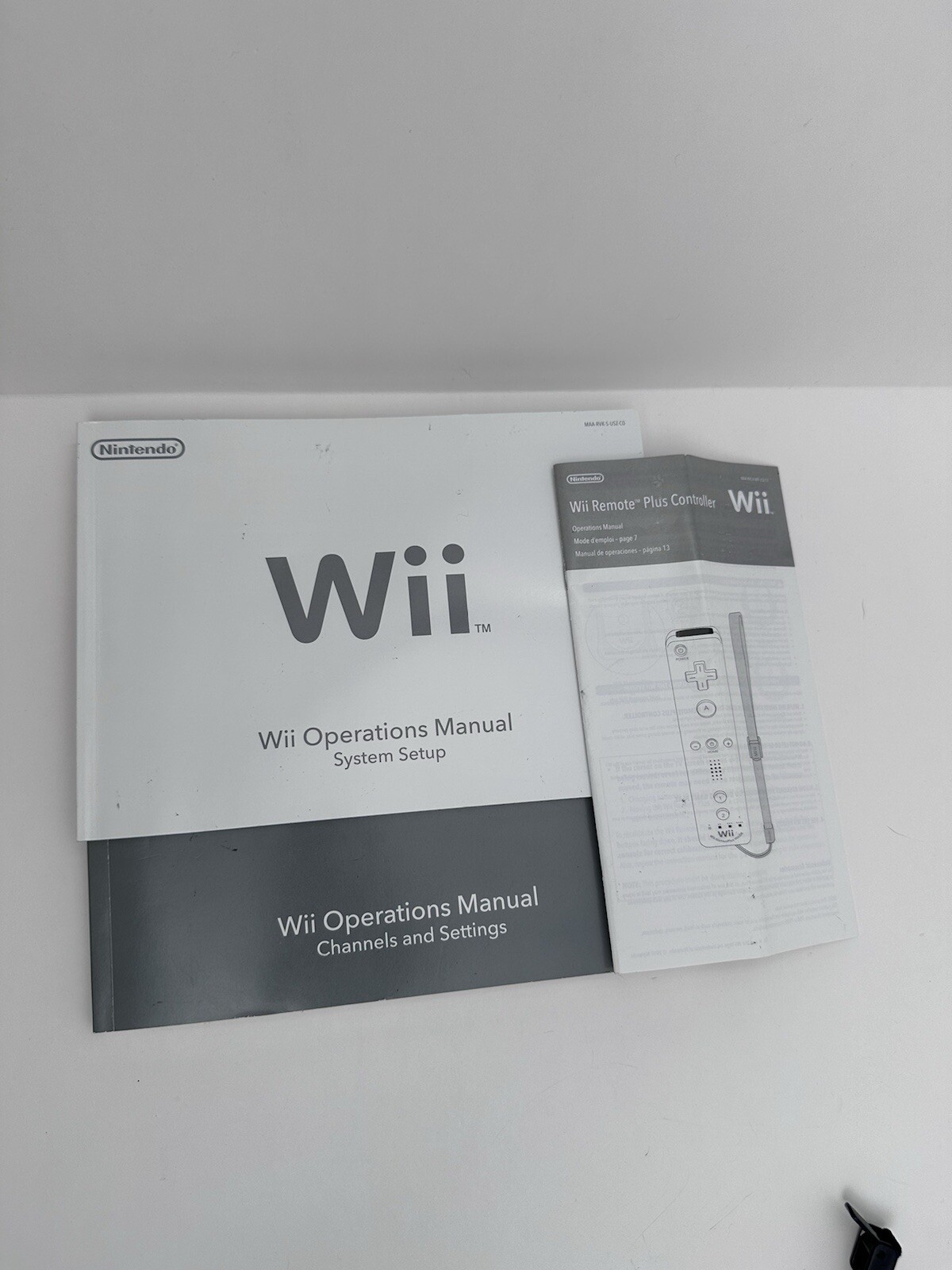 Black Nintendo Wii Console Bundle – Wii Sports 2 Remotes – 100% Works