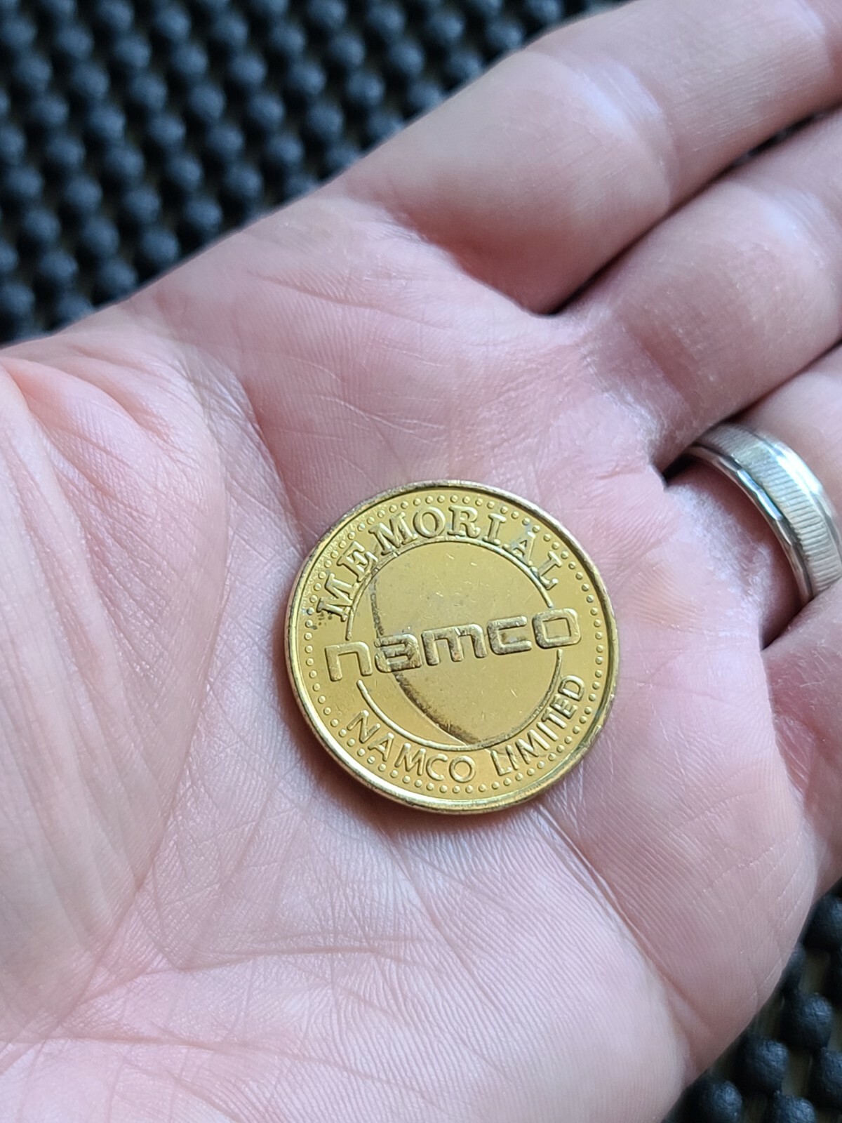 Vintage Pacman Arcade Token Coin Medal Rare Promo Nintendo Namco SNES GBA 3DS a