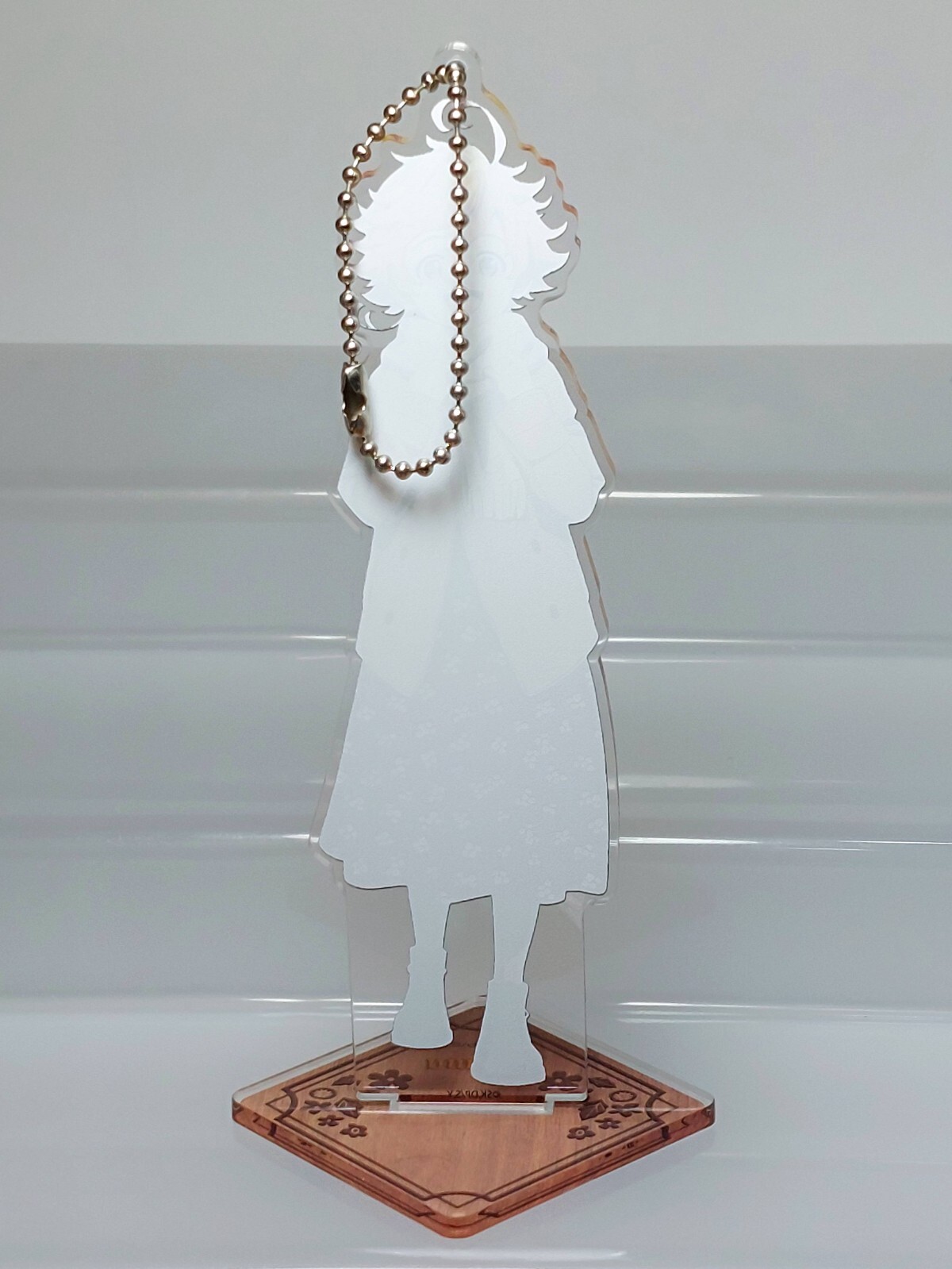 Jump Festa 2020 The Promised Neverland Emma Acrylic Stand Keychain Aniplex 5.5in