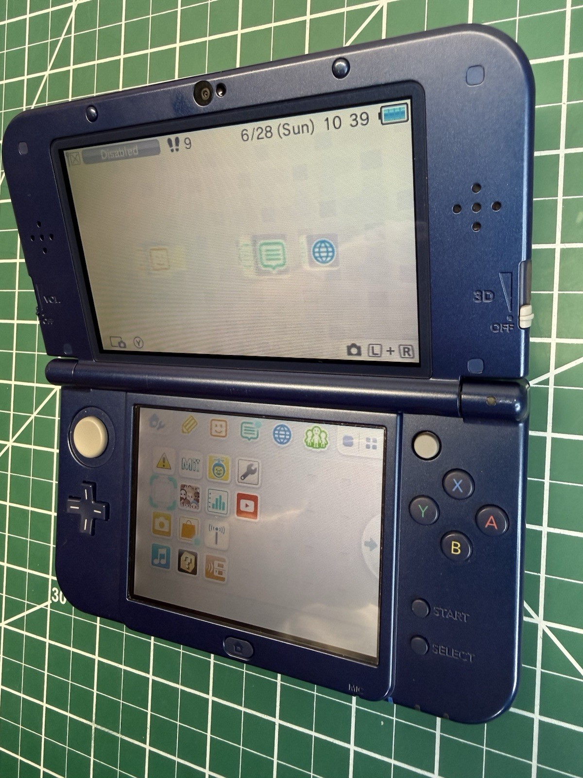 Nintendo New 3DS XL Galaxy Edition (US Version) w/Case & Charger Free Shipping