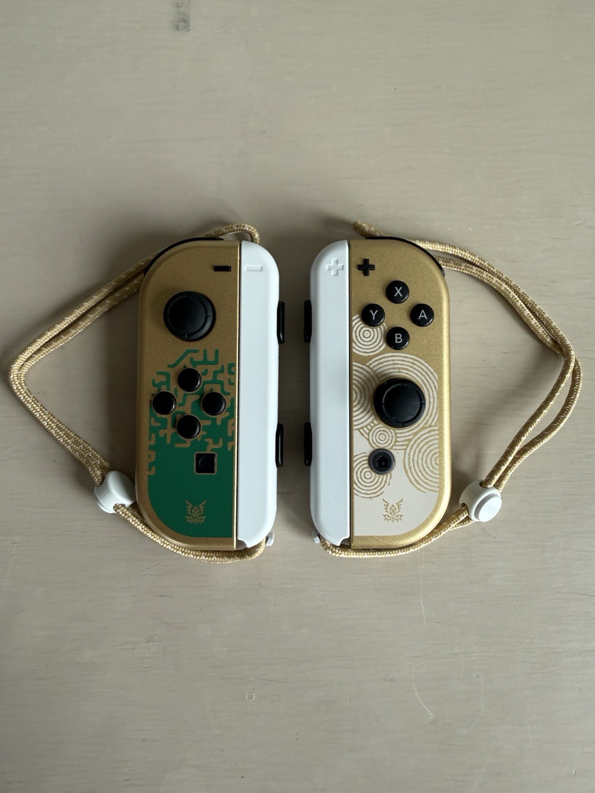 Nintendo Switch OLED Console Legend of Zelda: Tears of the Kingdom Edition CIB