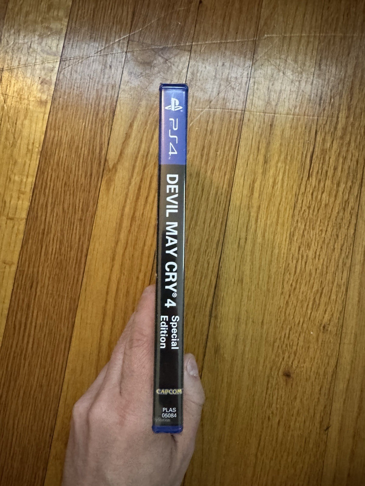 Devil May Cry 4 – Special Edition [PlayStation 4] DMC Asia English – Region Free