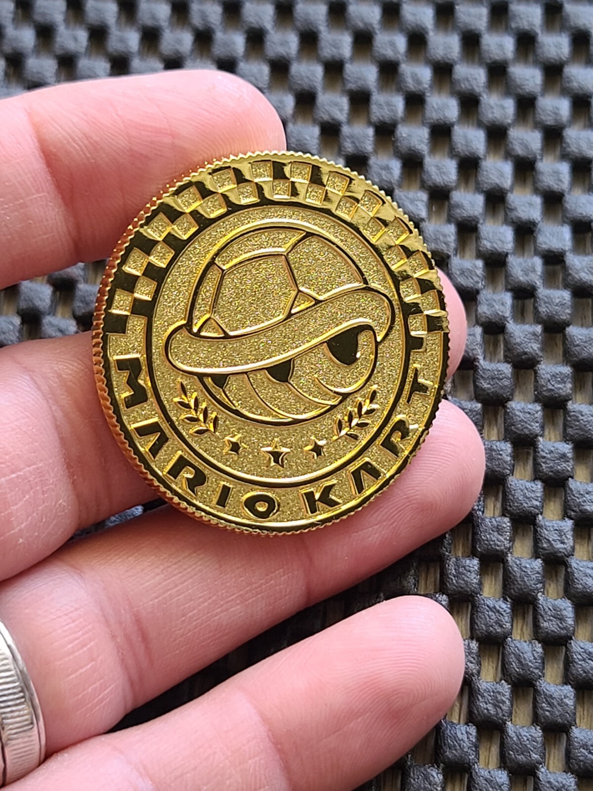 Nintendo Super Mario Coin Kart 8 Deluxe Switch Coin Medal Rare Promo SHELL CUP
