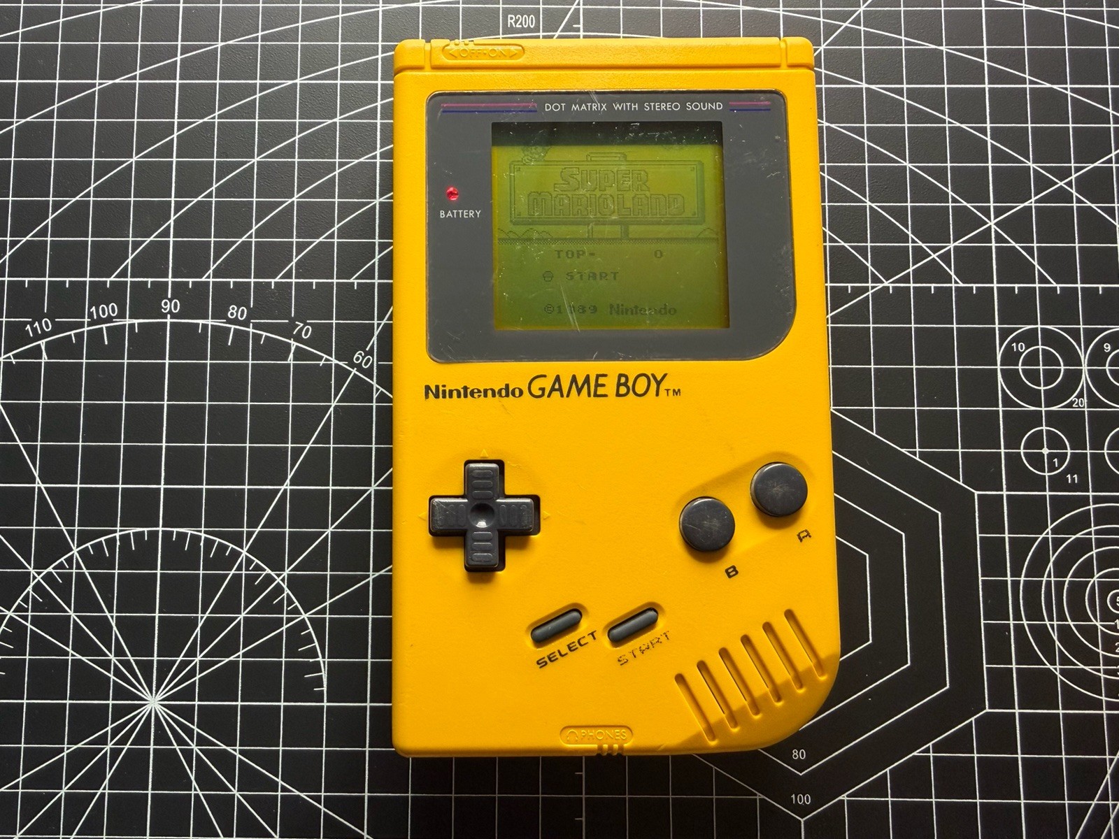 Extremely Rare Yellow Nintendo Game Boy DMG MANI Limited – 100% Authentic