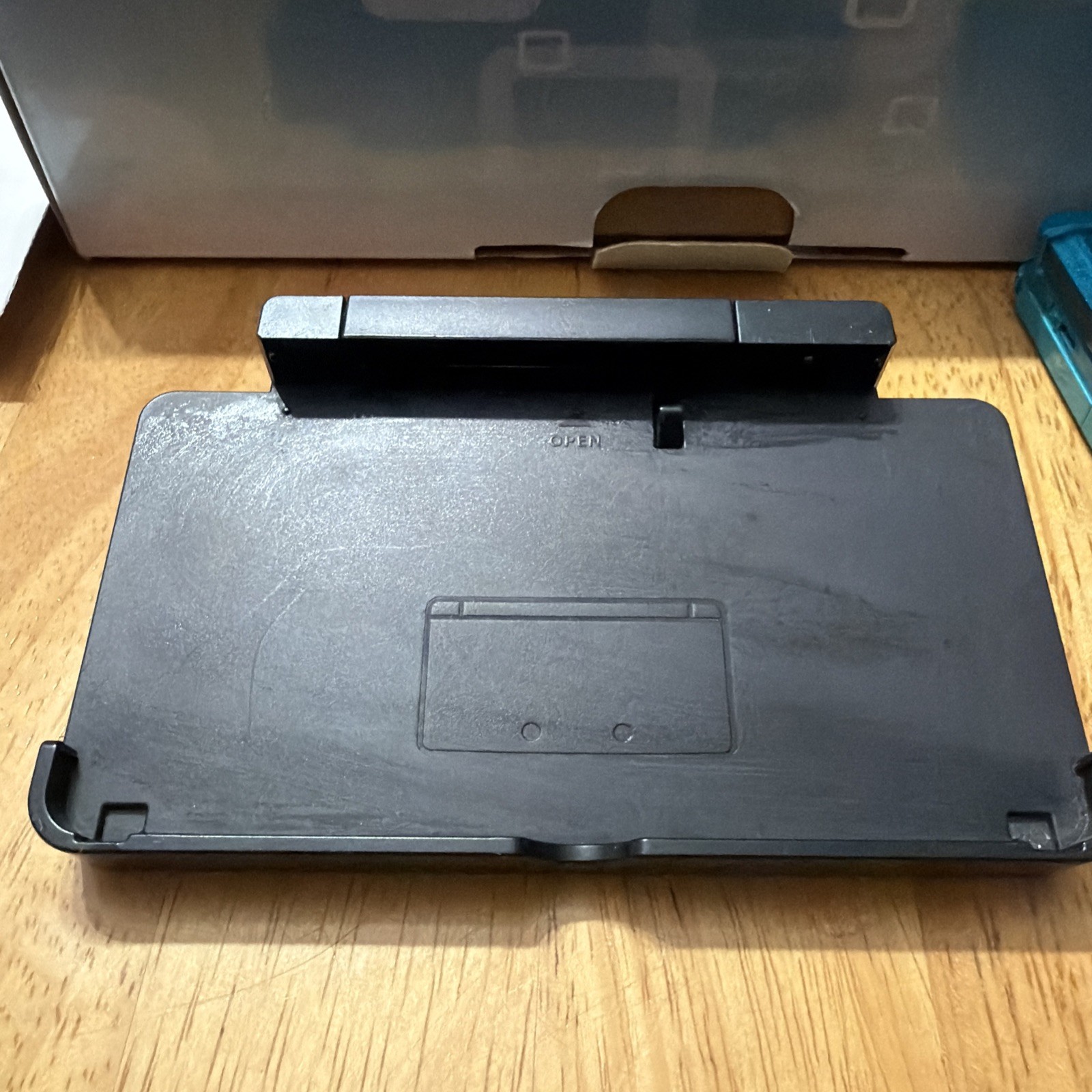 Nintendo 3DS Handheld System – Aqua Blue W/box, Manuals, And Charger.