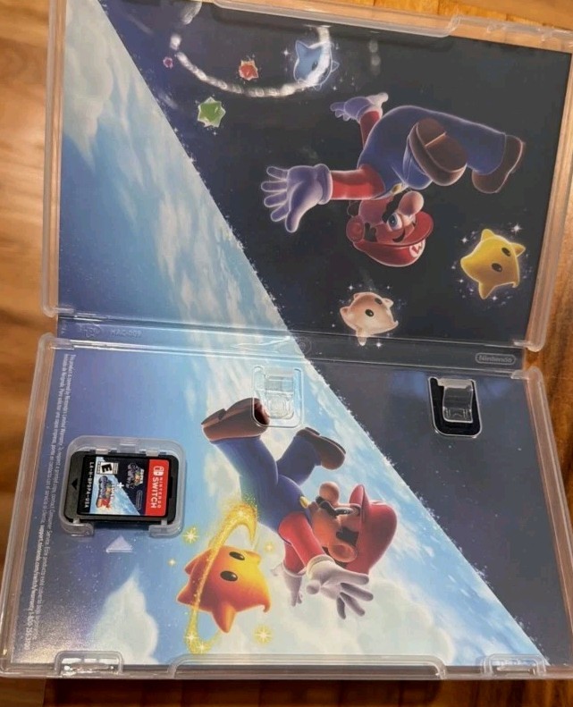 Super Mario Galaxy + Super Mario Galaxy 2 – Nintendo Switch Adult Used
