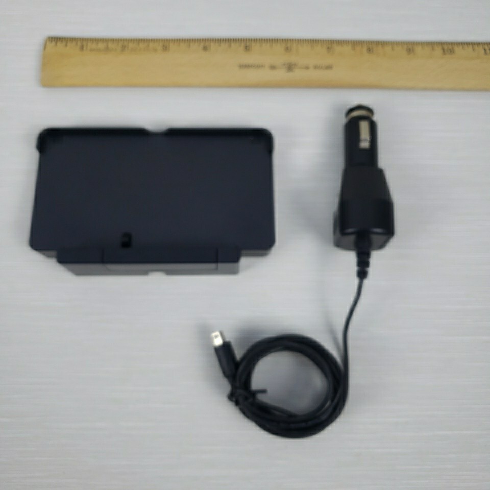 Nintendo 3DS Car Charging Cradle Docking Station Black CTR-007 4.6V 900mA
