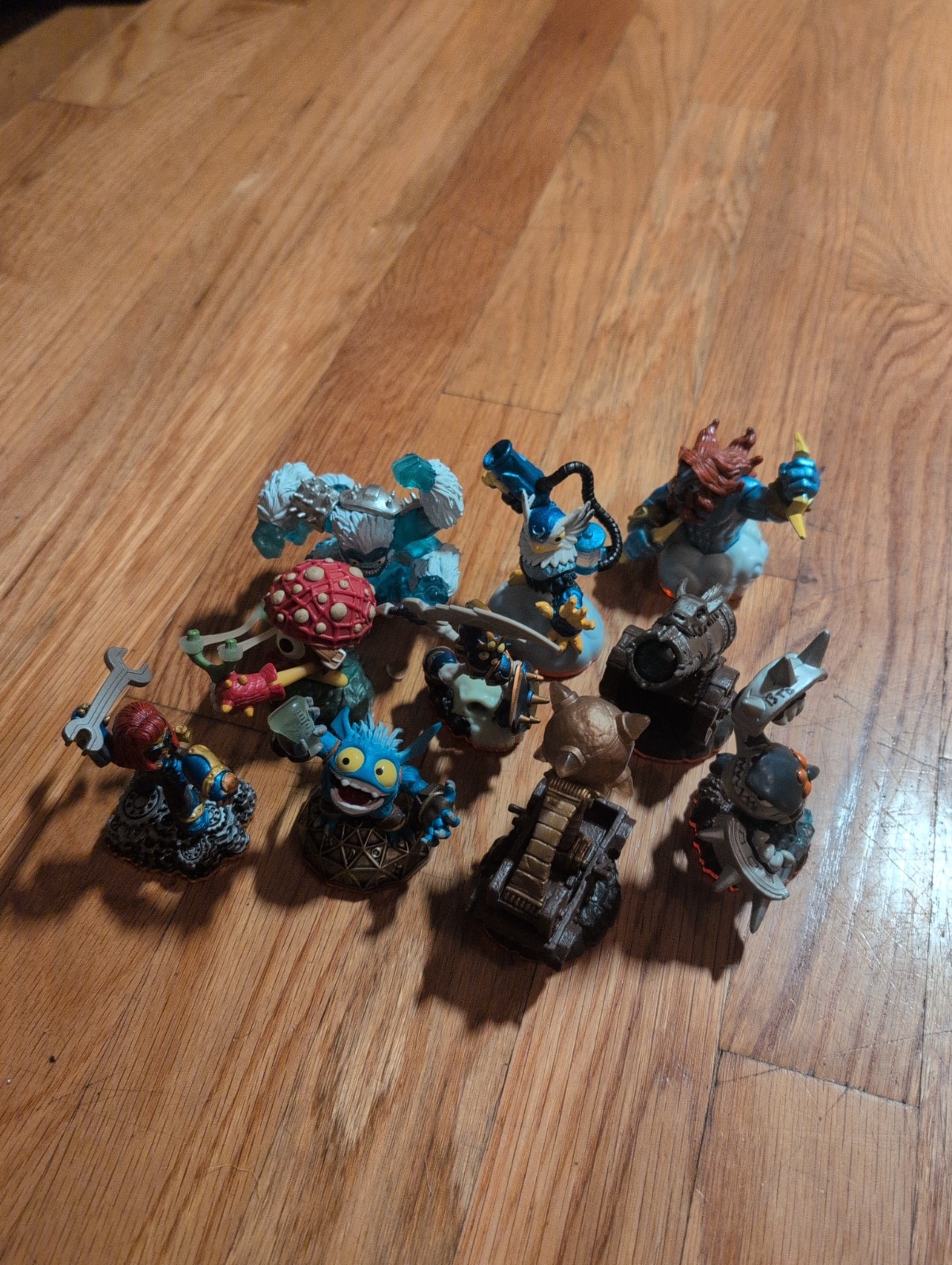 Skylanders Giants Figures Lot of 10 Collectible Figures