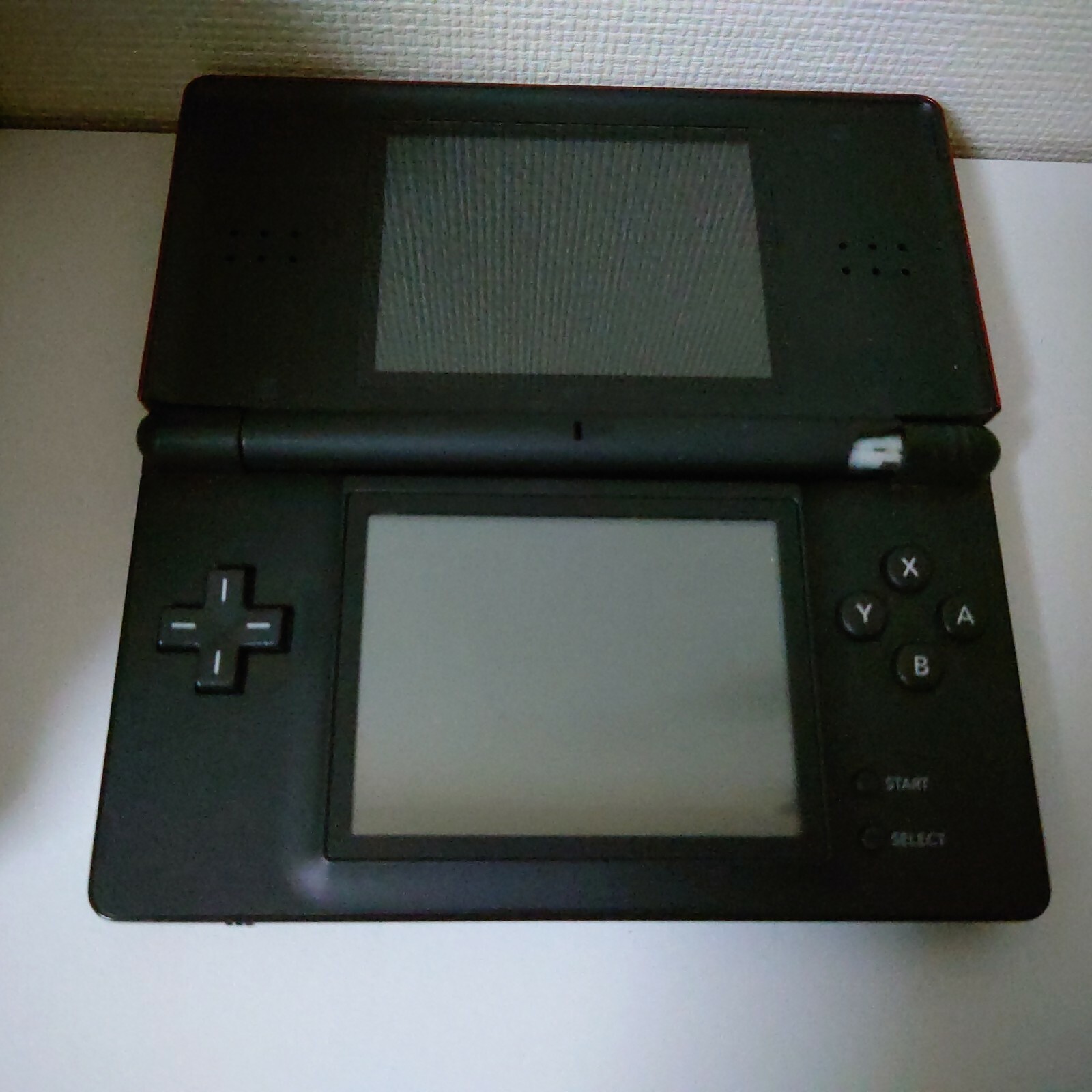 Nintendo Ds Lite Black/Pink/Ice Blue/White/Rose/Crimson/Silver/Navy Console