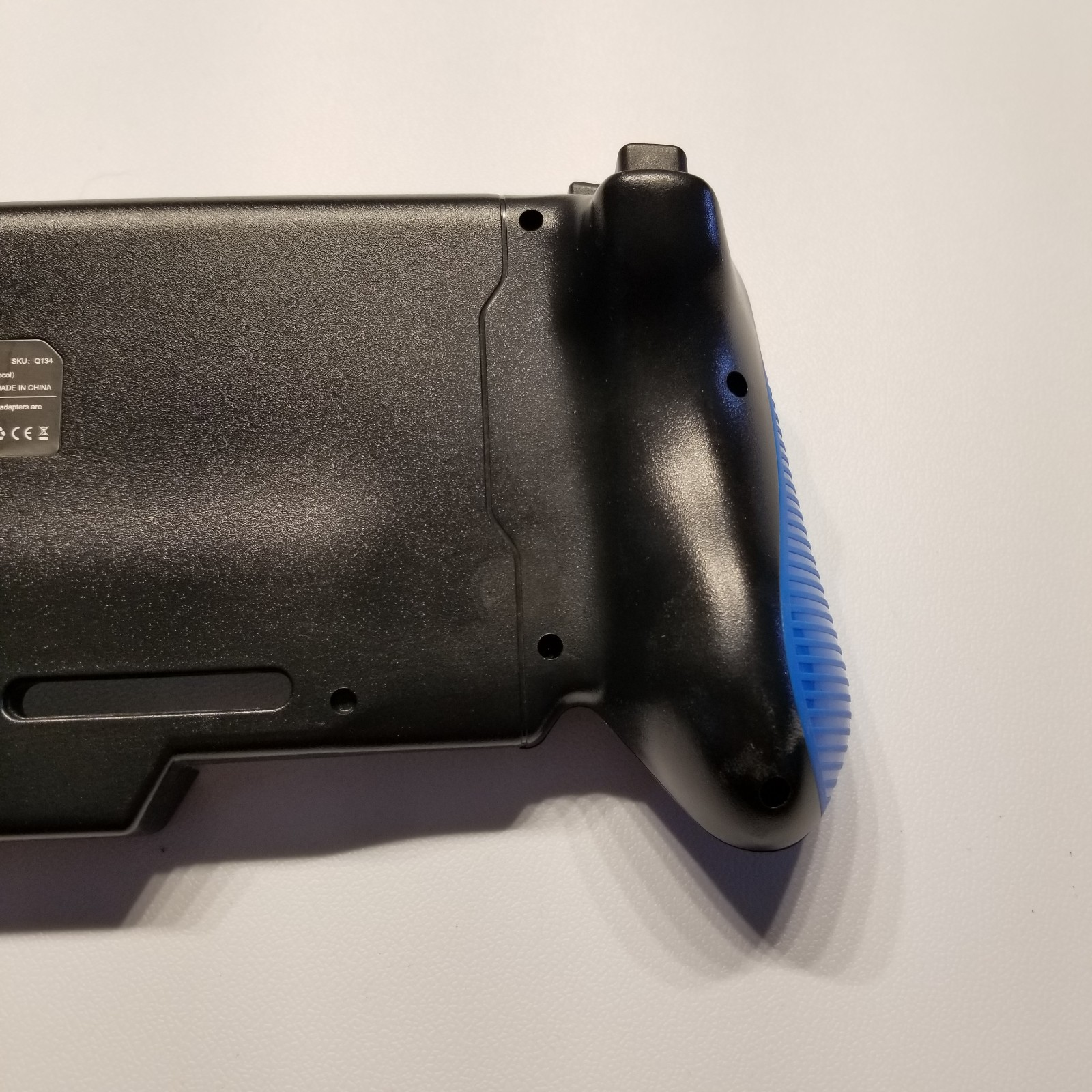Zelda Nintendo Switch Controller Lot of 2 With Extra Grip Controller – UNTESTED