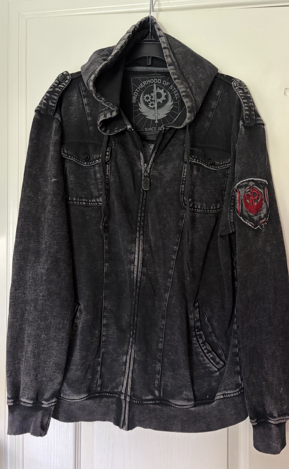 Fallout Brotherhood of Steel hoodie Jacket Bethesda 2016 gray/black medium used