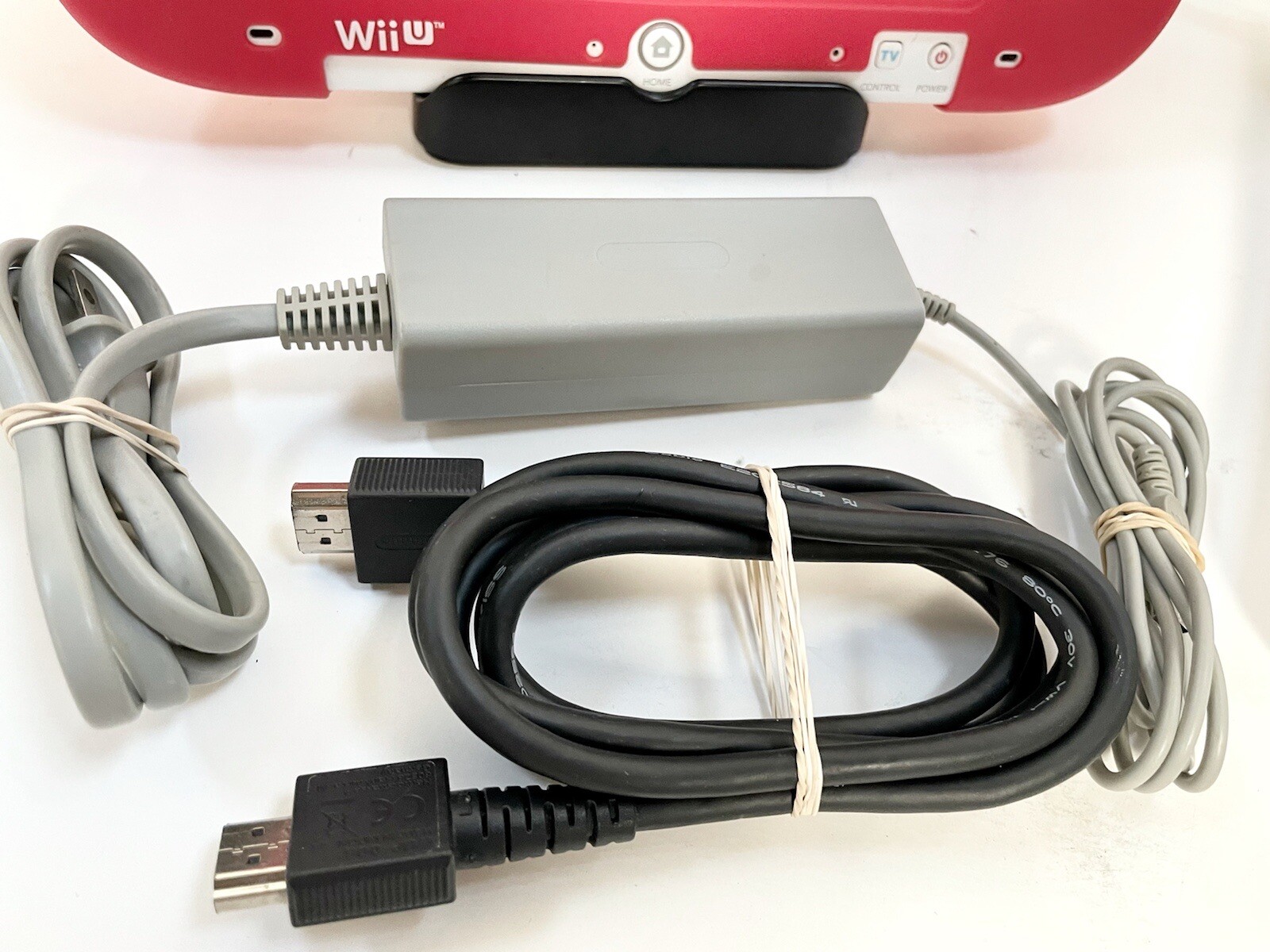 Nintendo Wii U 8GB White Gaming Console Gamepad WUP-001(02) W/ Downloaded Games