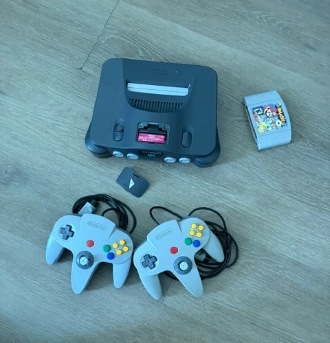 Nintendo 64 – Charcoal Gray Bundle w/ 2 Controllers & Super Smash Bros!