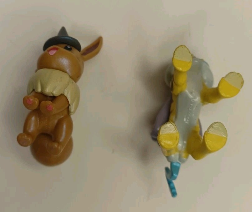 Pokemon Raikou Sofubi Takara Tomy & Eevee Pearlized & Charizard Battle Lot of 3