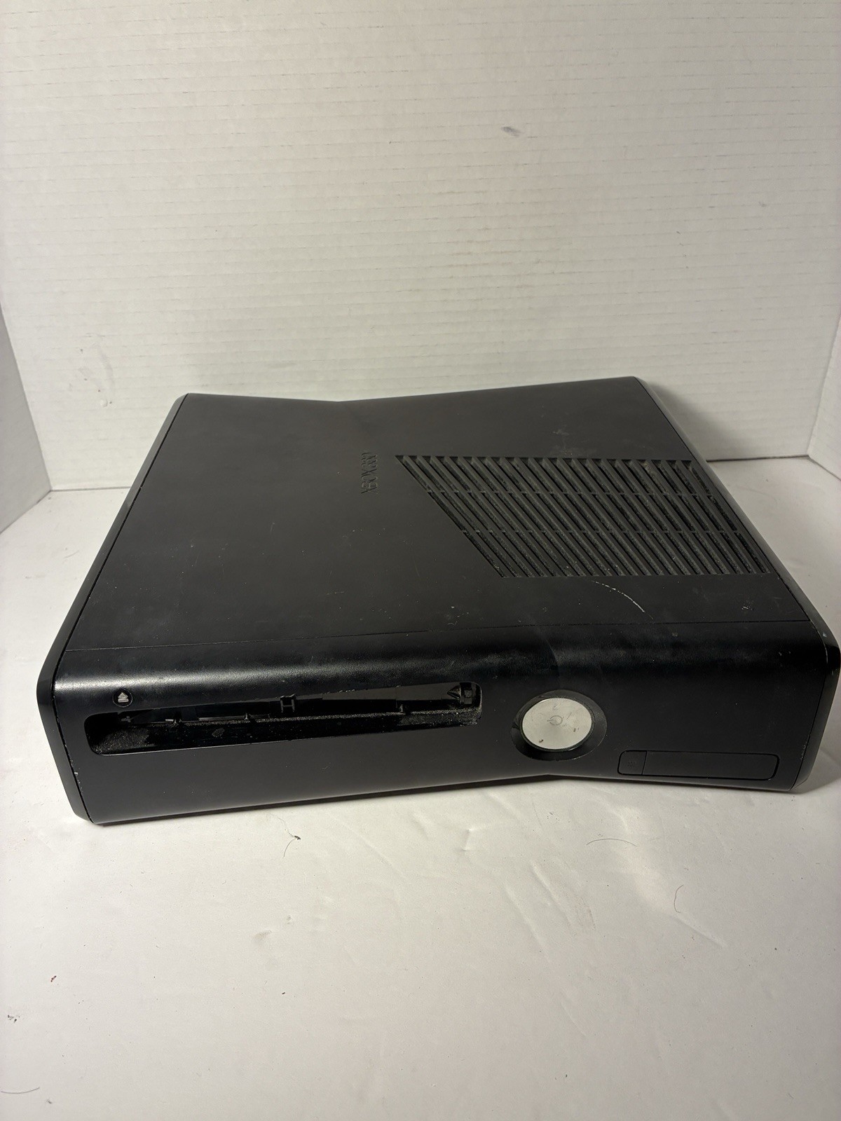 Xbox 360 S Slim 4GB Model 1439 Matte Black *Console Only* TESTED WORKING